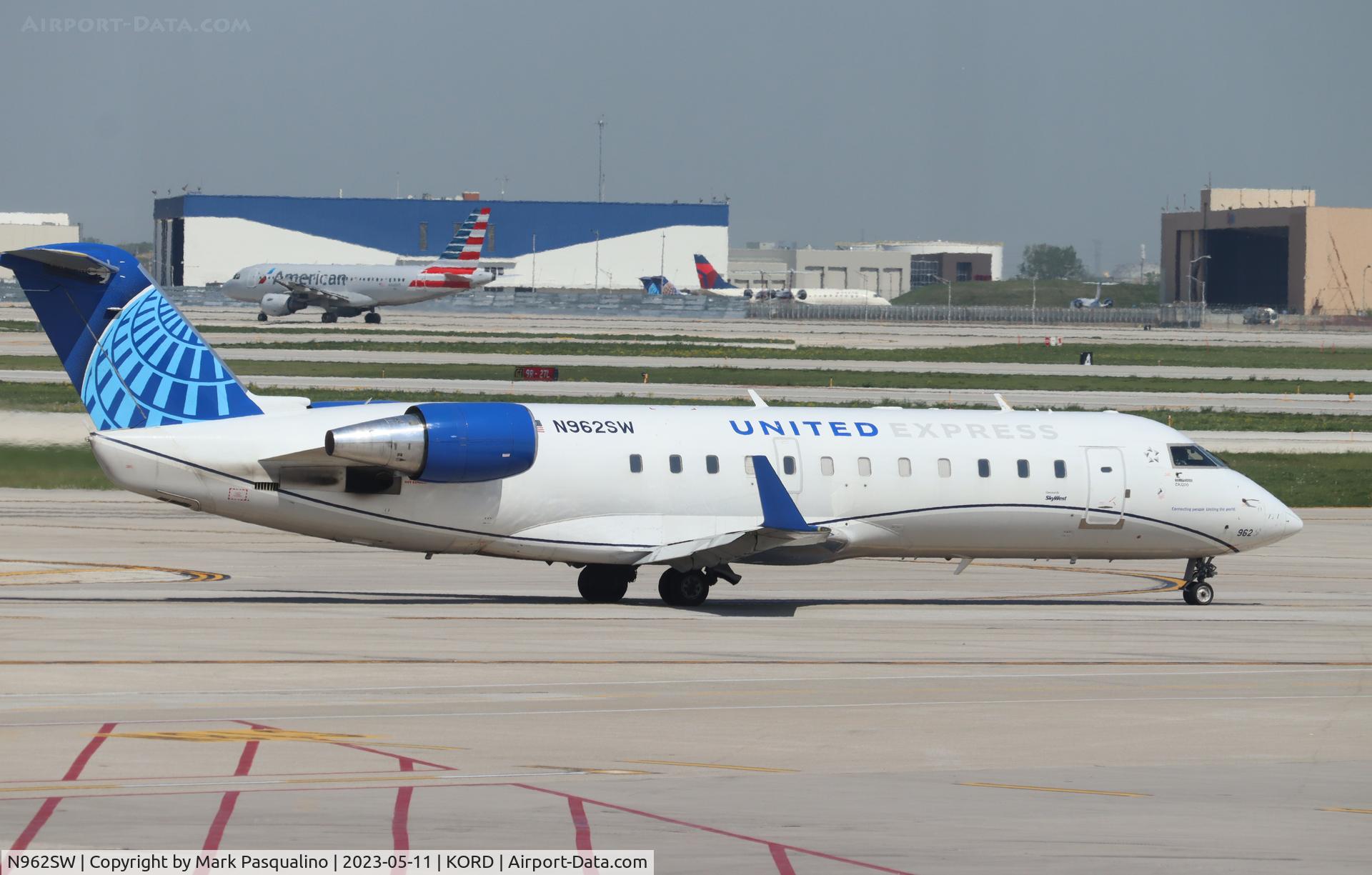 N962SW, 2003 Bombardier CRJ-200ER (CL-600-2B19) C/N 7859, CL-600-2B19