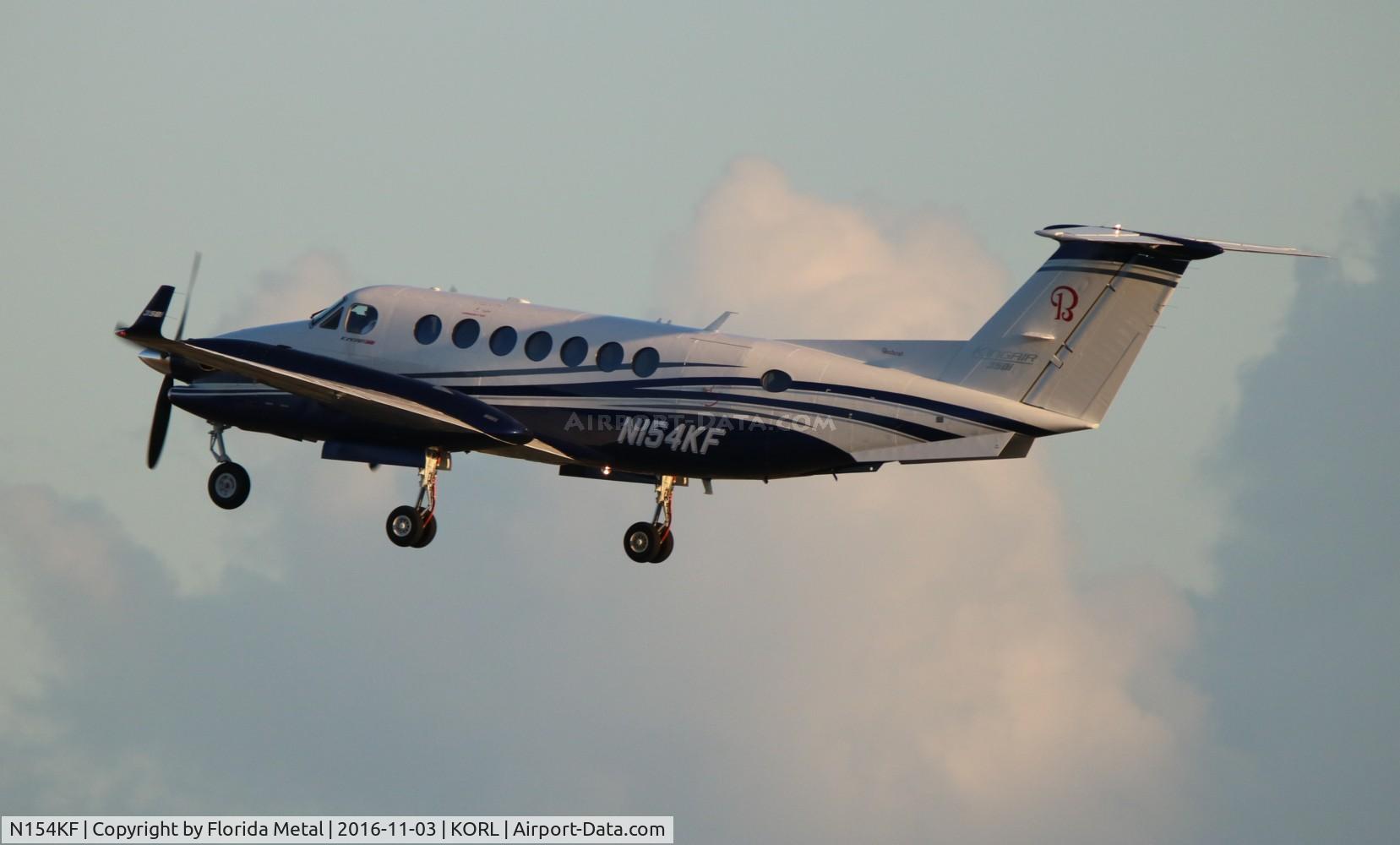 N154KF, 2016 Beechcraft B300 (350i) King Air C/N FL-1054, King Air 350 zx