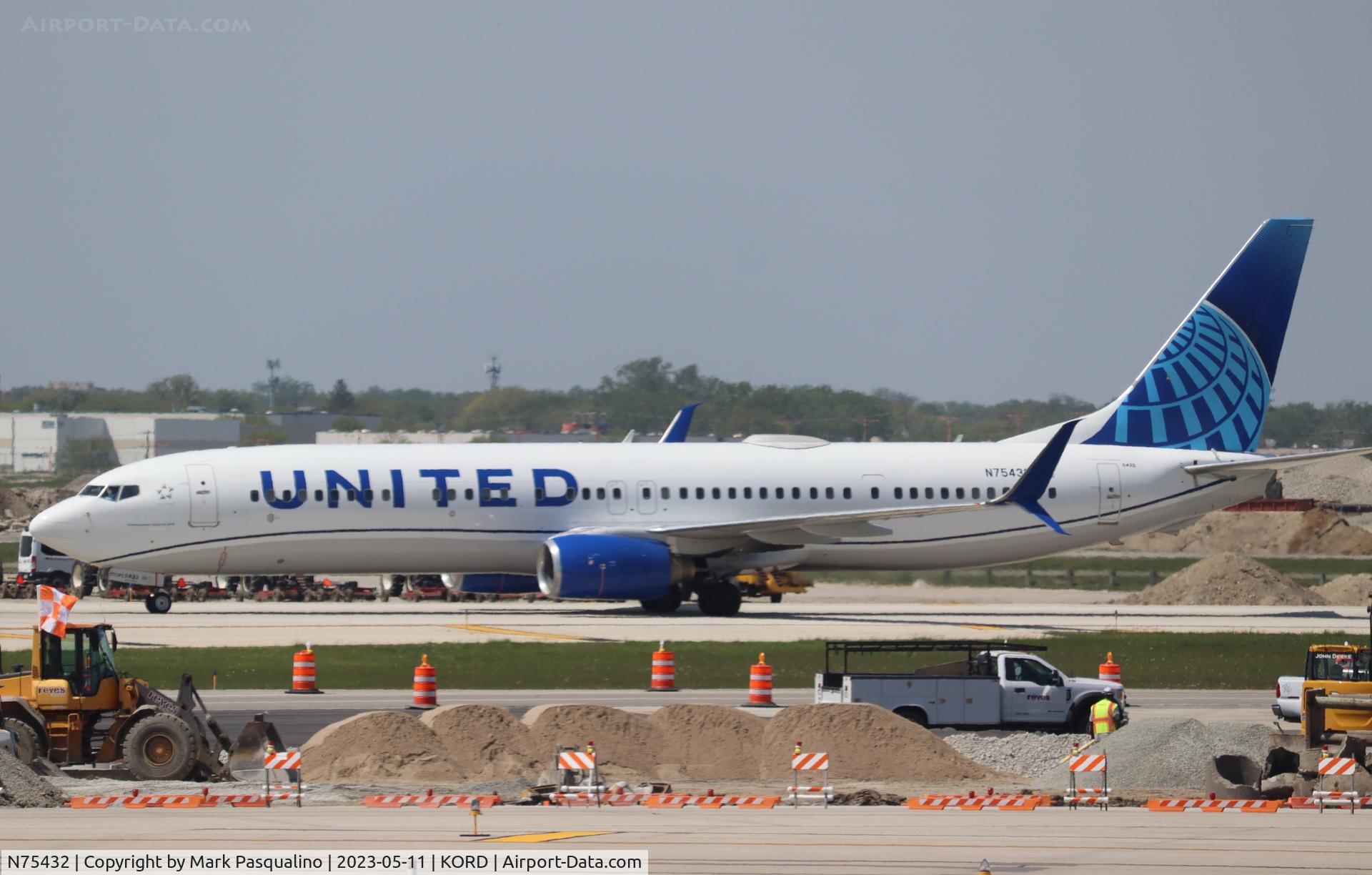 N75432, 2009 Boeing 737-924/ER C/N 32835, Boeing 737-924/ER