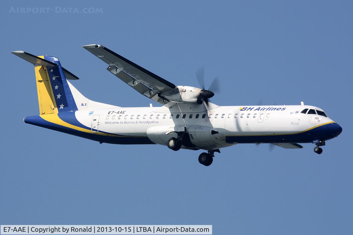 E7-AAE, 1995 ATR 72-212A C/N 465, at ist