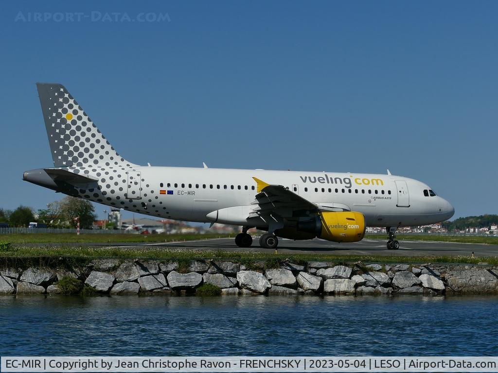 EC-MIR, 2008 Airbus A319-111 C/N 3377, San Sebastian (EAS)	Barcelona (BCN)	VY2485