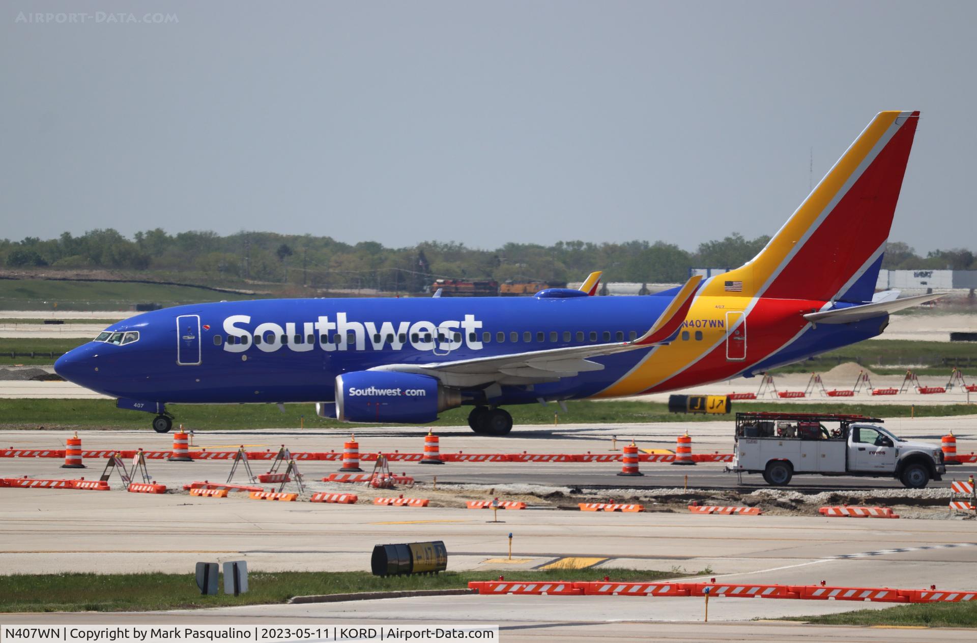 N407WN, 2001 Boeing 737-7H4 C/N 29817, Boeing 737-7H4