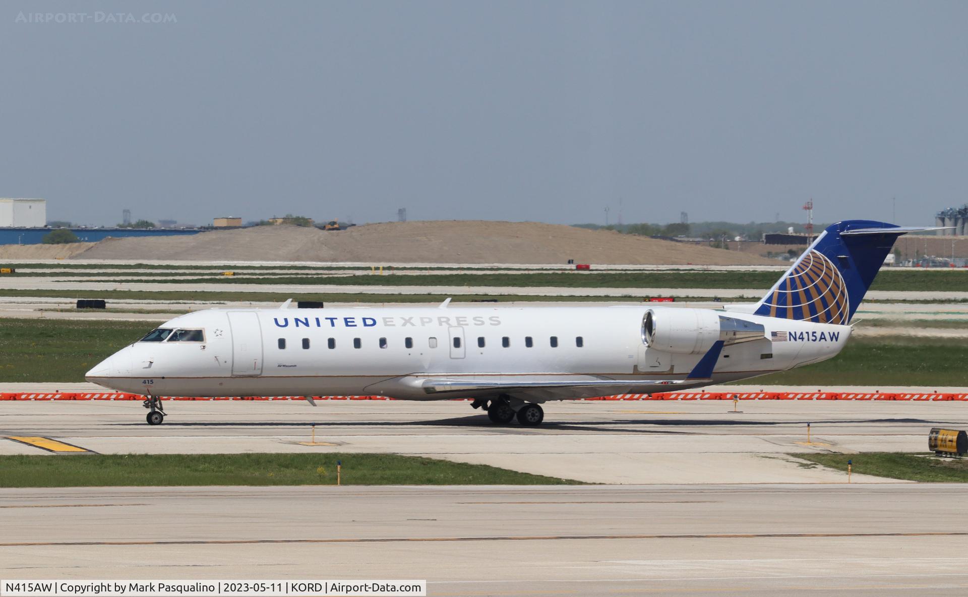 N415AW, 2001 Bombardier CRJ-200LR (CL-600-2B19) C/N 7593, CL-600-2B19