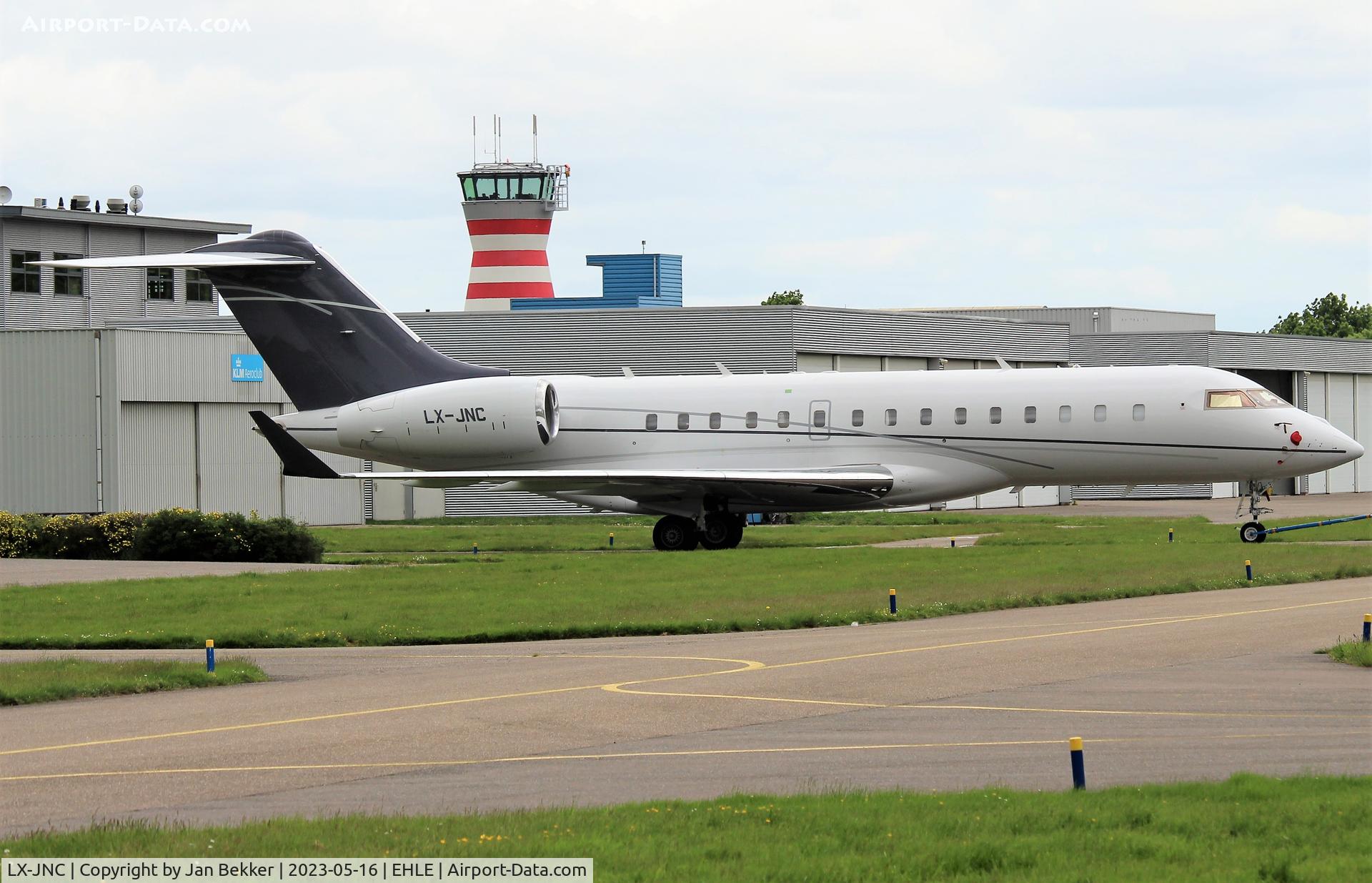 LX-JNC, Bombardier BD-700-1A10 Global Express XRS C/N 9237, Lelystad Airport