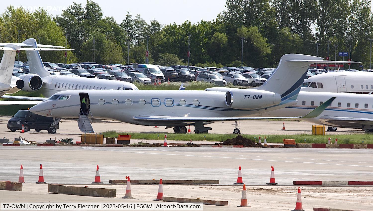 T7-OWN, 2014 Gulfstream Aerospace G650 (G-VI) C/N 6083, At Luton