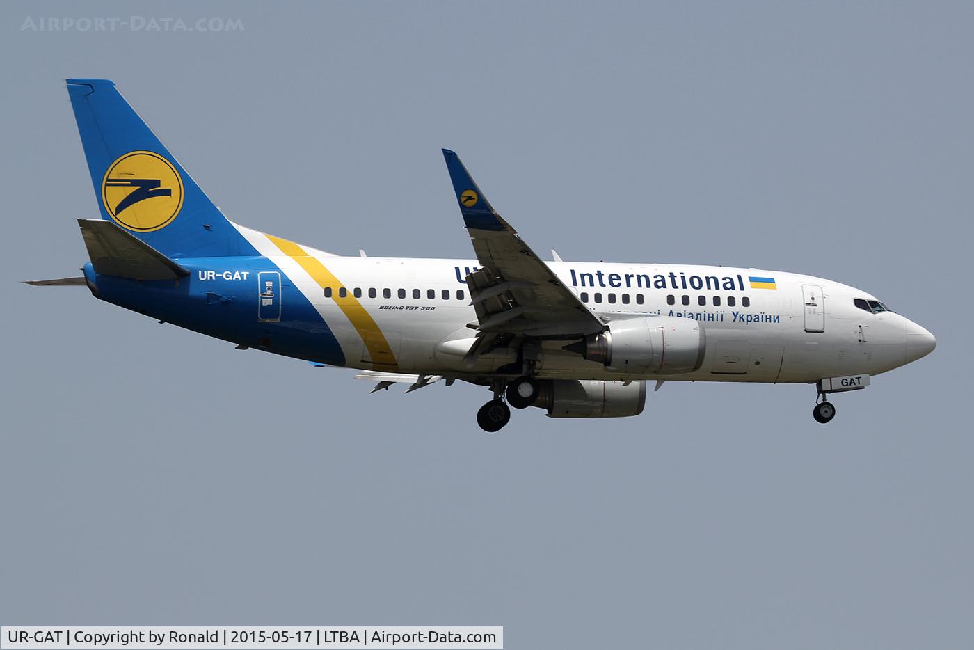 UR-GAT, 1993 Boeing 737-528 C/N 25237, at ist