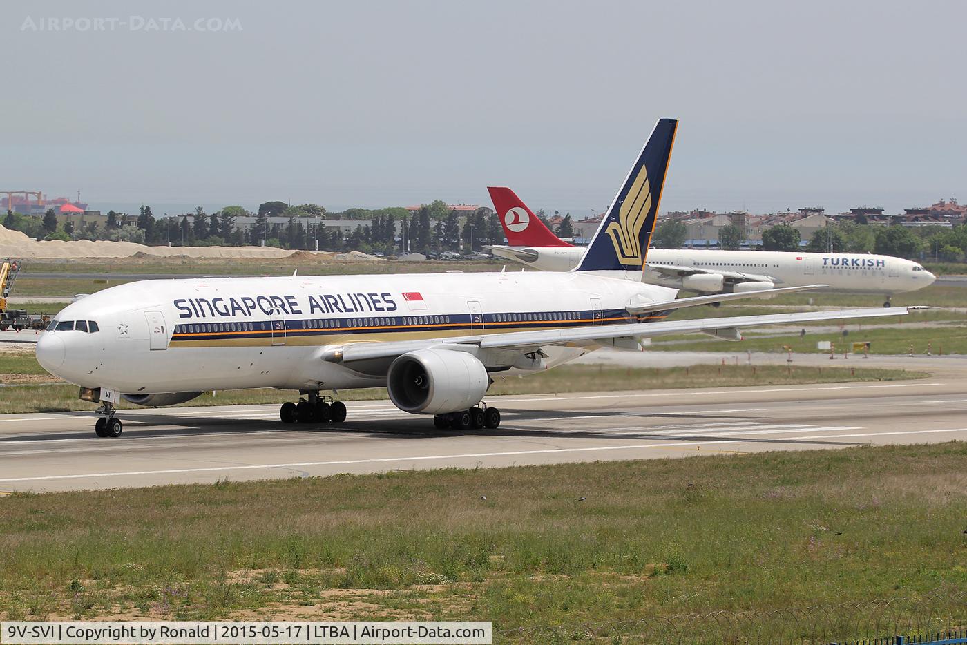 9V-SVI, 2002 Boeing 777-212/ER C/N 32316, at ist