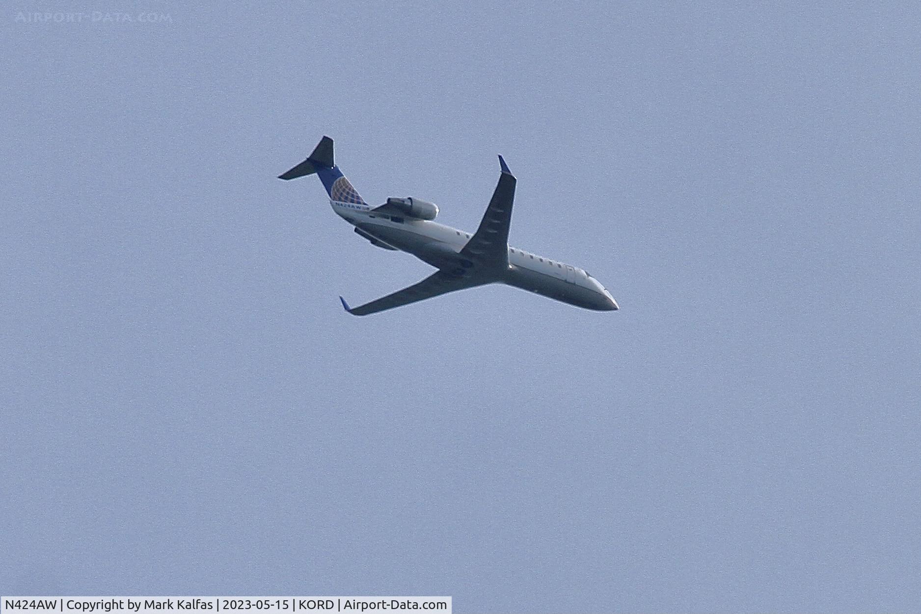 N424AW, 2002 Bombardier CRJ-200LR (CL-600-2B19) C/N 7656, Air Wisconsin / United Express CRJ-200LR , N424AW operating as AWI3784 from GSO-ORD