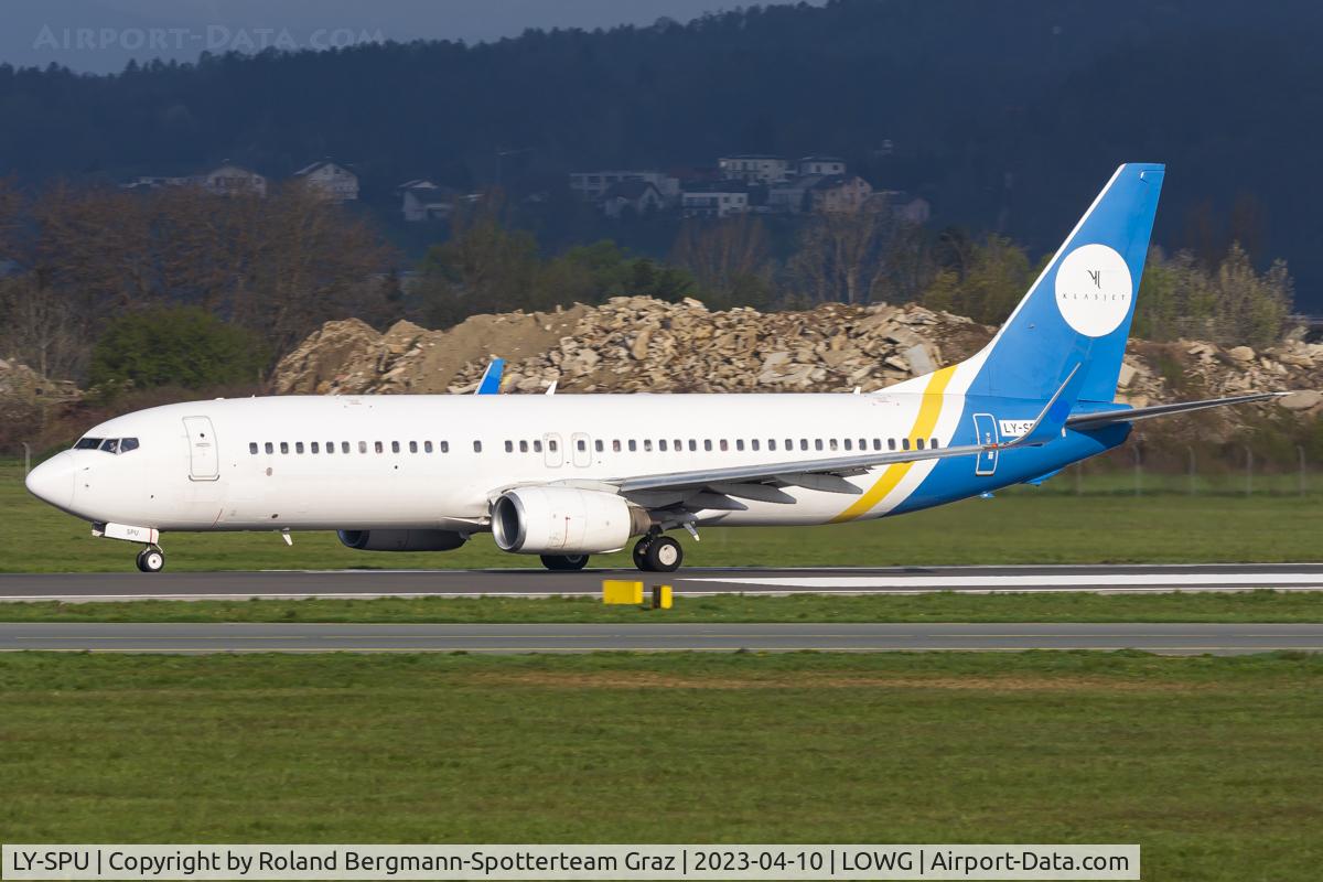 LY-SPU, 2001 Boeing 737-8Q8 C/N 30628, Boeing 737-8Q8