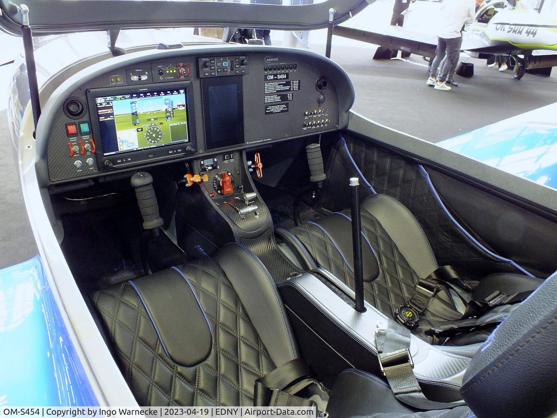 OM-S454, 2022 JMB Aircraft VL-3 Turbine C/N 001, Aveco / JMB VL-3 Turbine at the AERO 2023, Friedrichshafen #c