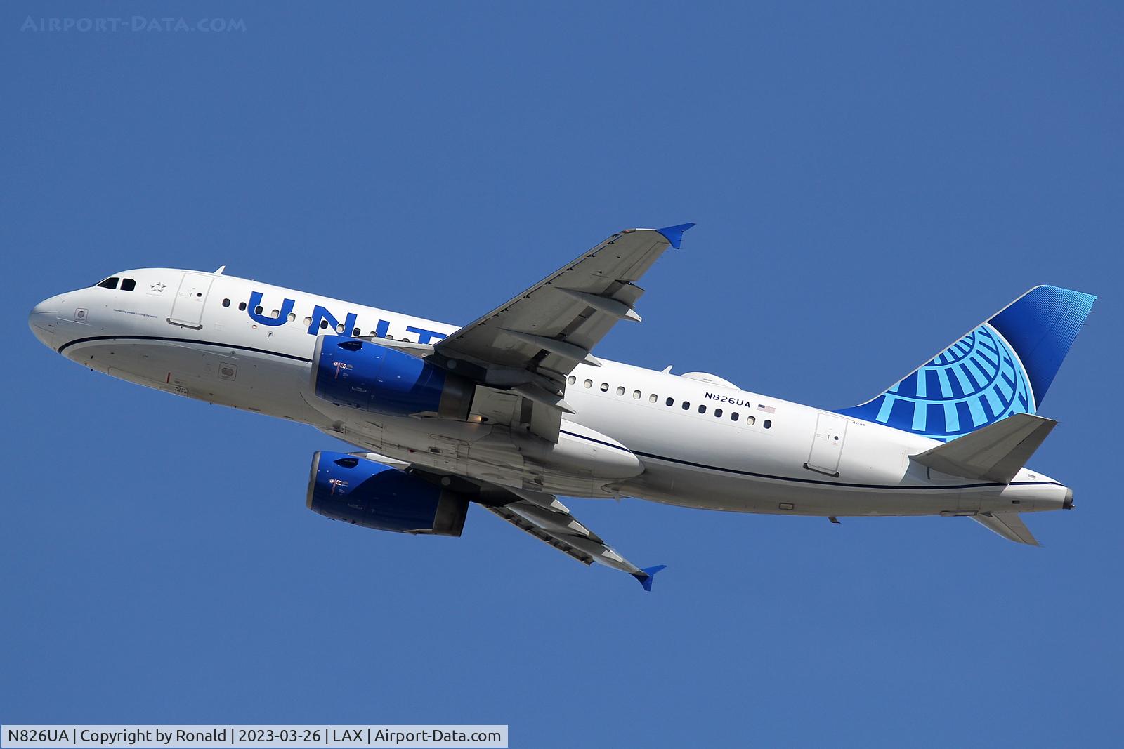 N826UA, 1999 Airbus A319-131 C/N 989, at lax