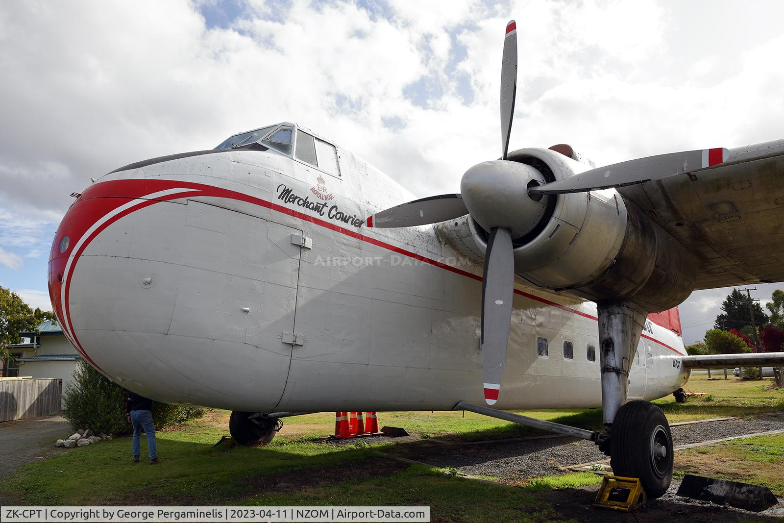 ZK-CPT, 1953 Bristol 170 Freighter Mk.31E C/N 13126, Ample proof that aircraft evolved from whales. ;-)