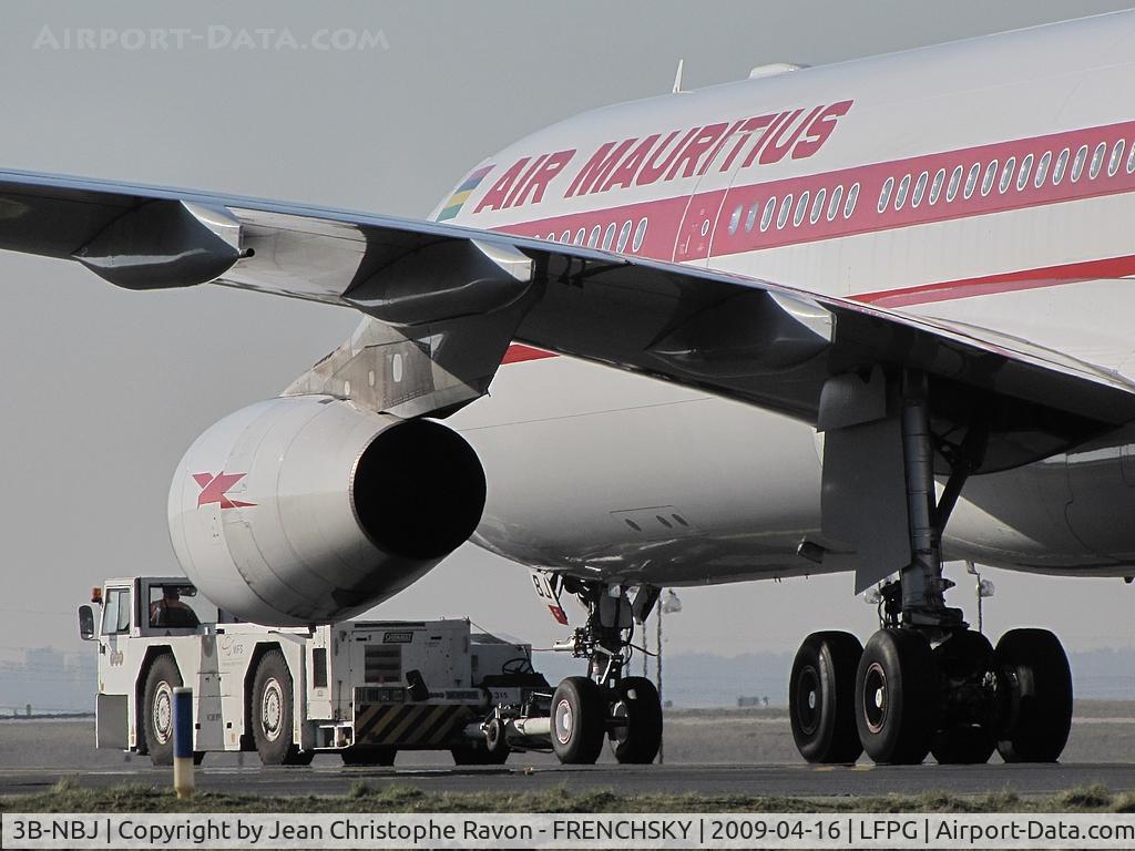 3B-NBJ, 2006 Airbus A340-313E C/N 800, Air Mauritius (broken up 2019)