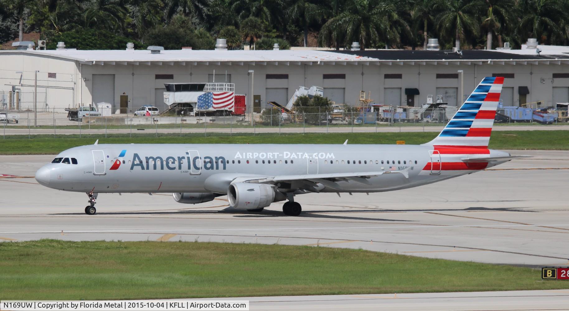 N169UW, 2001 Airbus A321-211 C/N 1455, AAL A321 zx