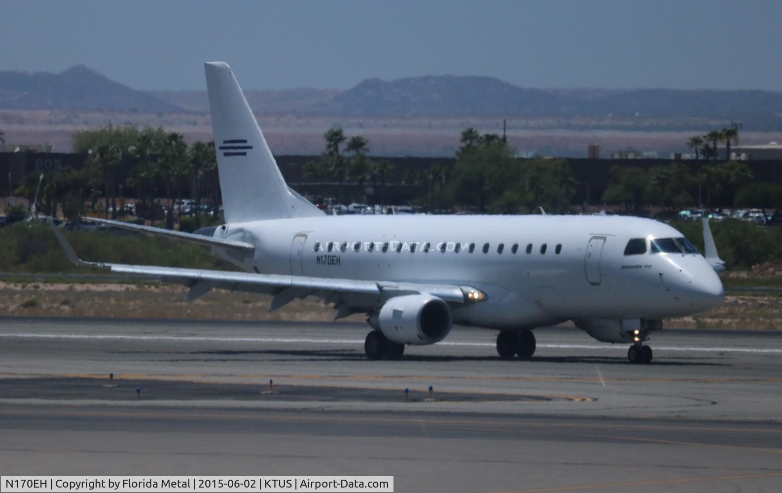 N170EH, 2004 Embraer 175LR (ERJ-170-200LR) C/N 17000059, Private E175 zx