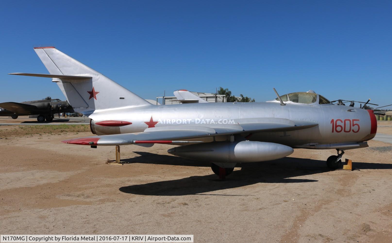 N170MG, PZL-Mielec Lim-5 (MiG-17F) C/N 1C1605, Mig-17 zx