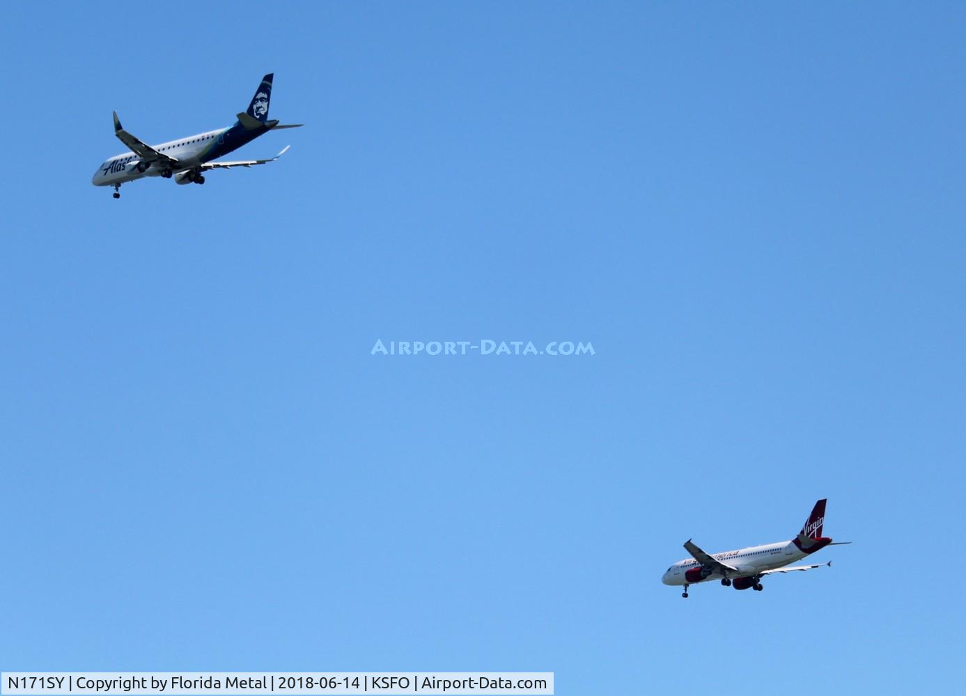 N171SY, 2015 Embraer 175LR (ERJ-170-200LR) C/N 17000485, SFO zx