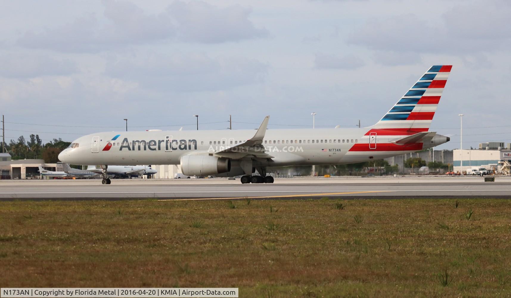 N173AN, 2002 Boeing 757-223 C/N 32399, AAL 752 nc zx