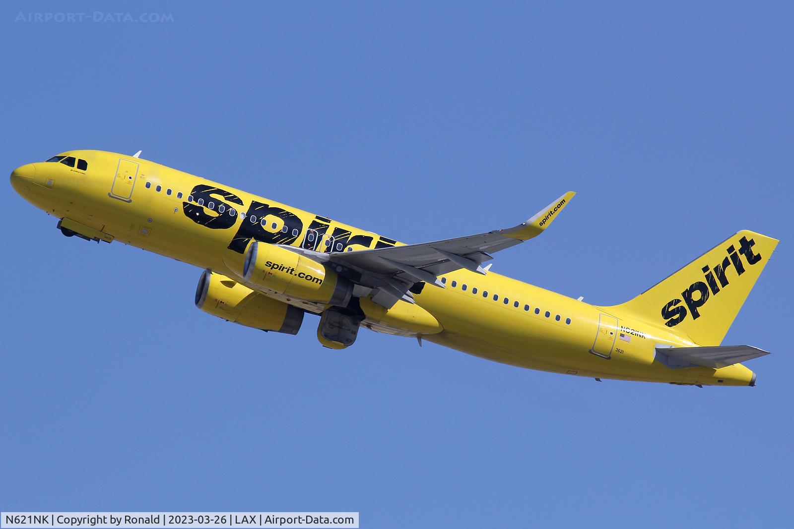 N621NK, 2013 Airbus A320-232 C/N 5672, at lax