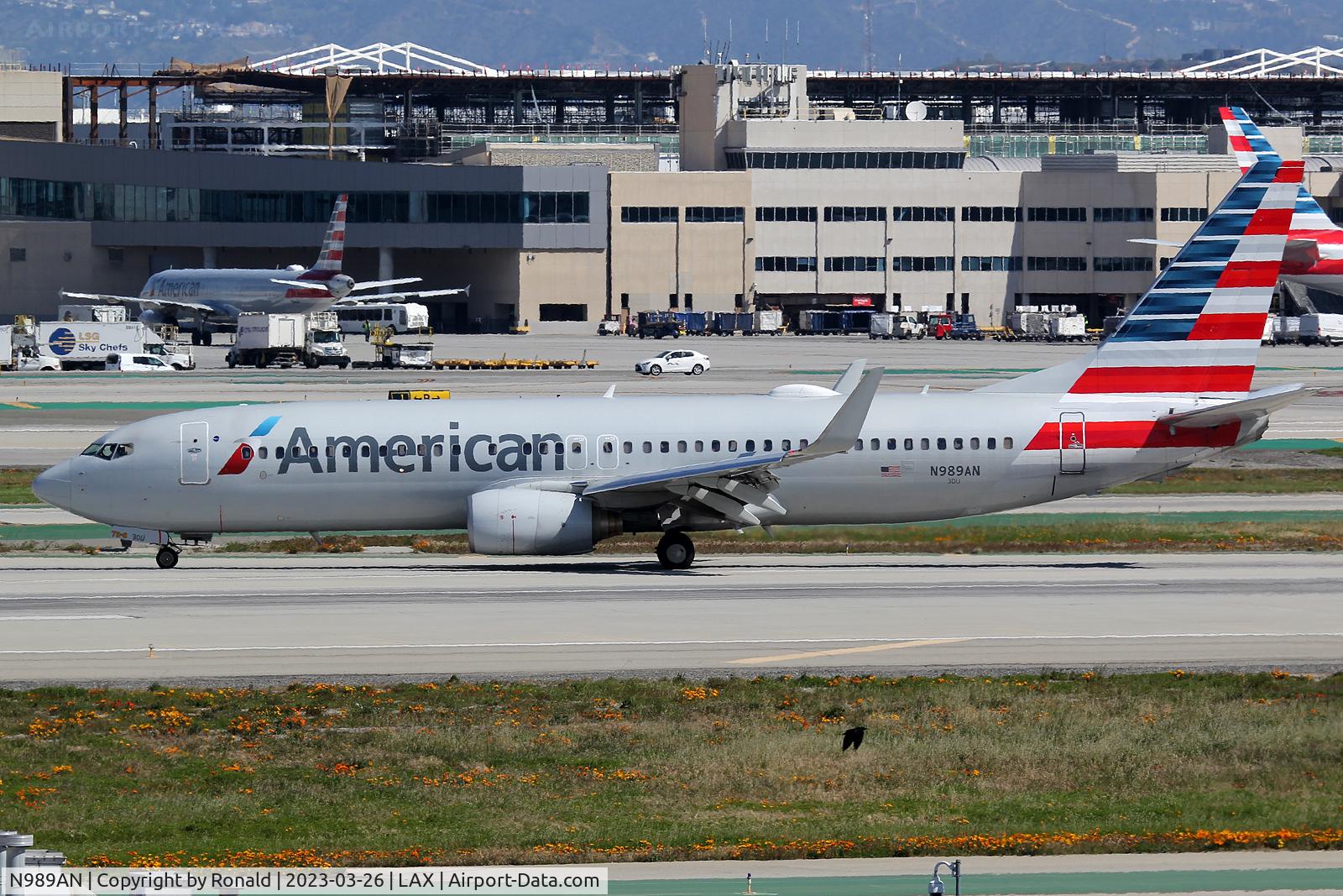 N989AN, 2009 Boeing 737-823 C/N 33205, at lax