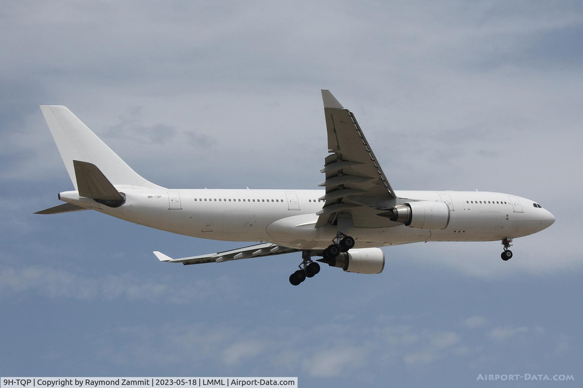 9H-TQP, 1998 Airbus A330-202 C/N 211, A330 9H-TQP HiFly Malta
