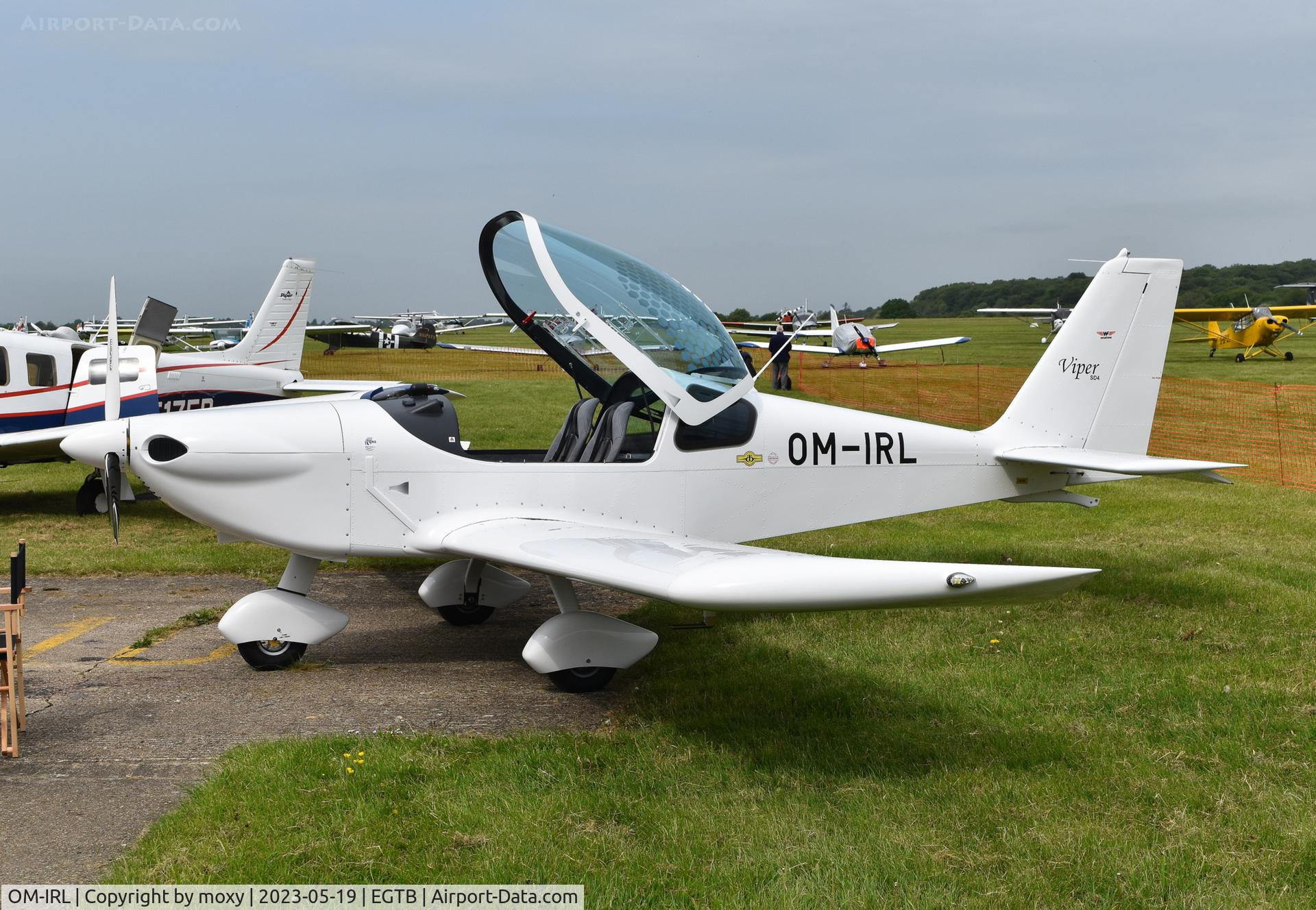 OM-IRL, Tomark Aero SD4 Viper RTC C/N 39127, Tomark Aero SD4 Viper RTC at Wycombe Air Park.