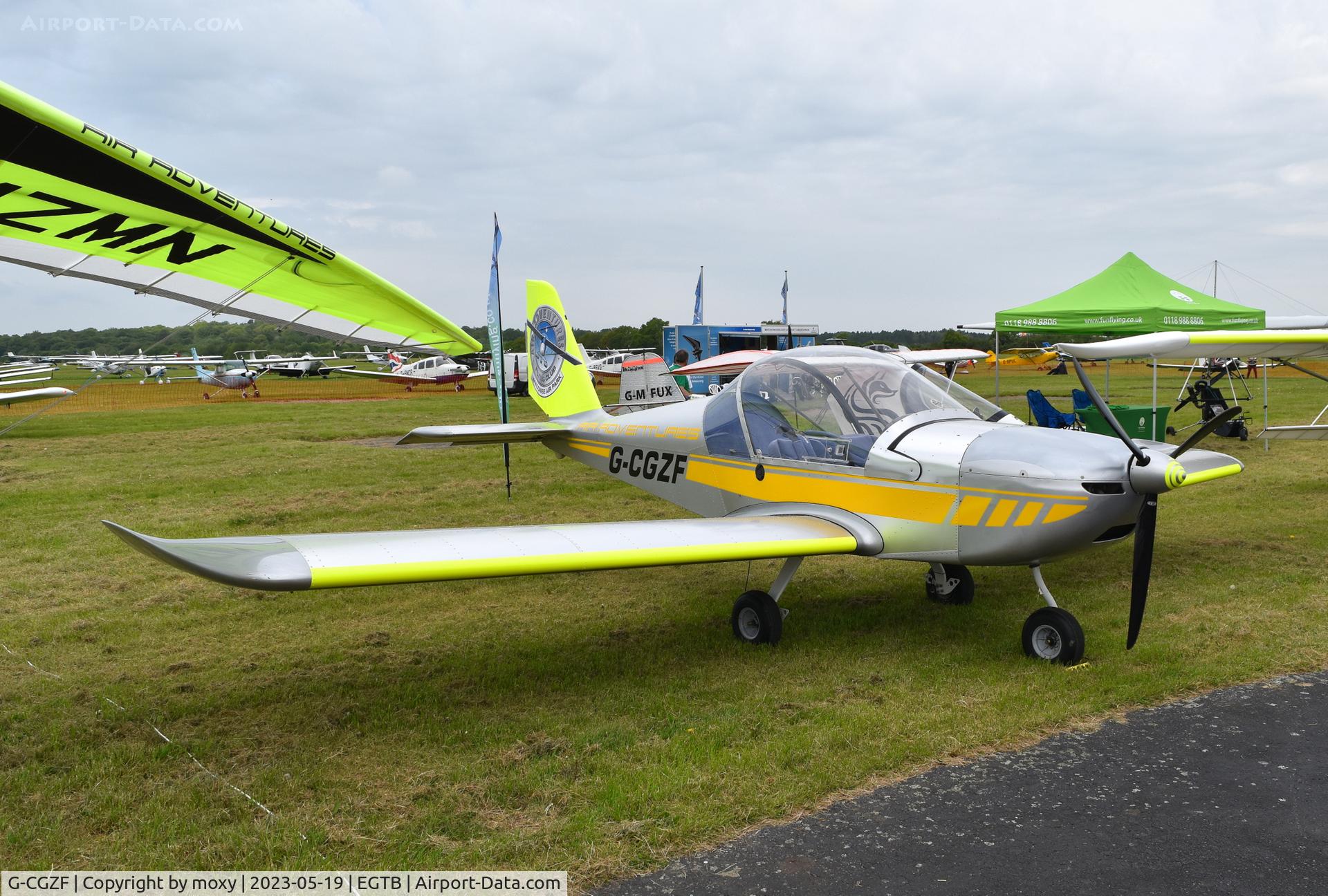 G-CGZF, 2011 Cosmik Aviation Team Eurostar C/N 3928, Cosmik Aviation Team Eurostar at Wycombe Air Park.