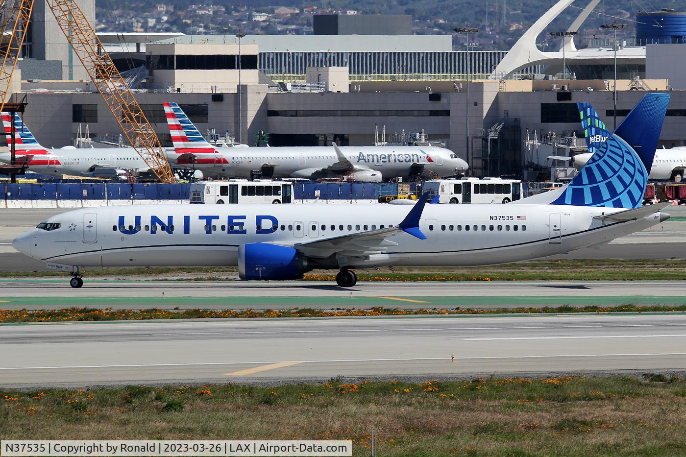 N37535, 2022 Boeing 737-9 MAX C/N 66605, at lax