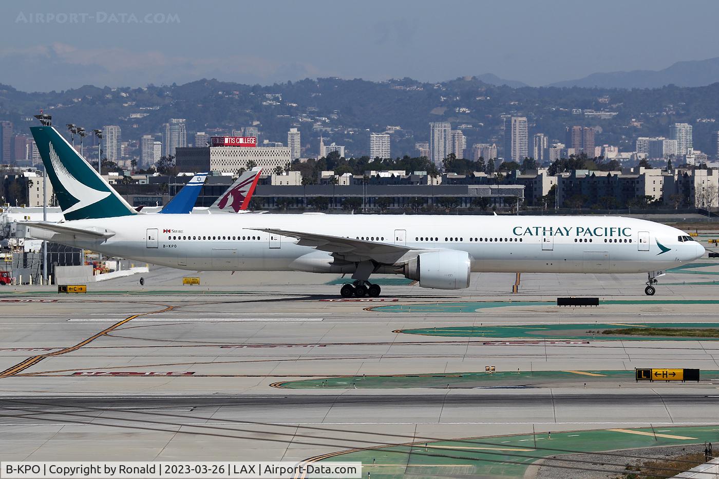 B-KPO, 2009 Boeing 777-367/ER C/N 36160, at lax