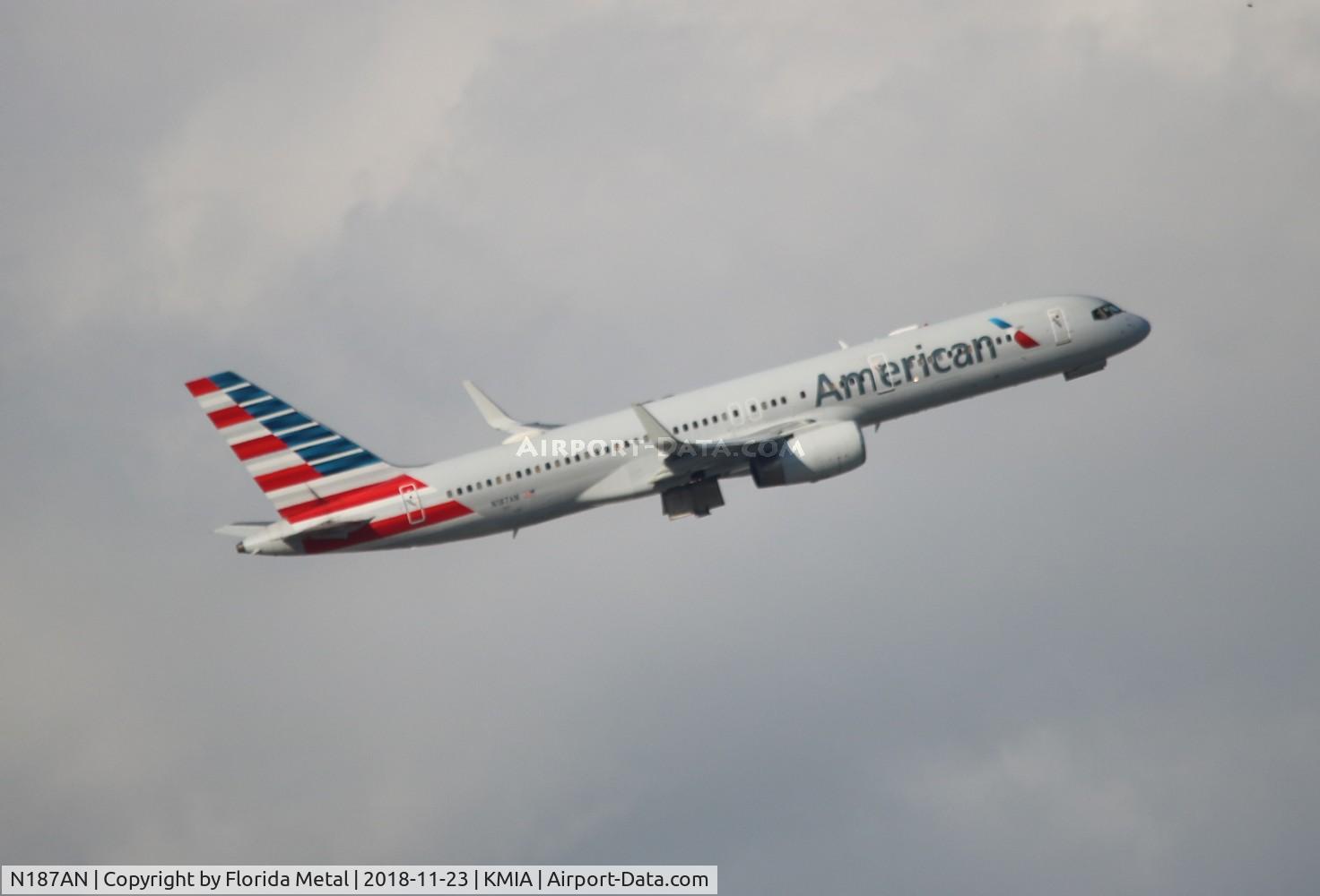 N187AN, 2001 Boeing 757-223 C/N 32381, MIA zx