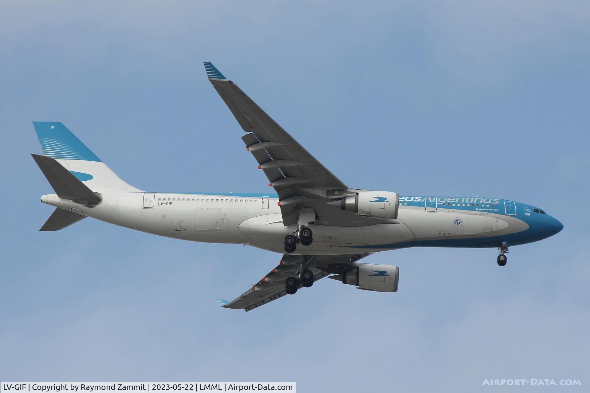 LV-GIF, 2016 Airbus A330-202 C/N 1748, A330 LV-GIF Aerolineas Argentinas