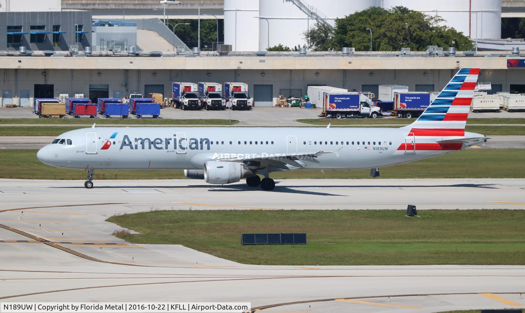 N189UW, 2001 Airbus A321-211 C/N 1425, AAL A321 zx