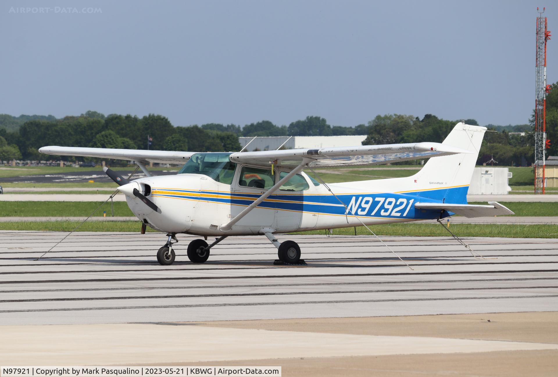 N97921, 1984 Cessna 172P C/N 17276240, Cessna 172P