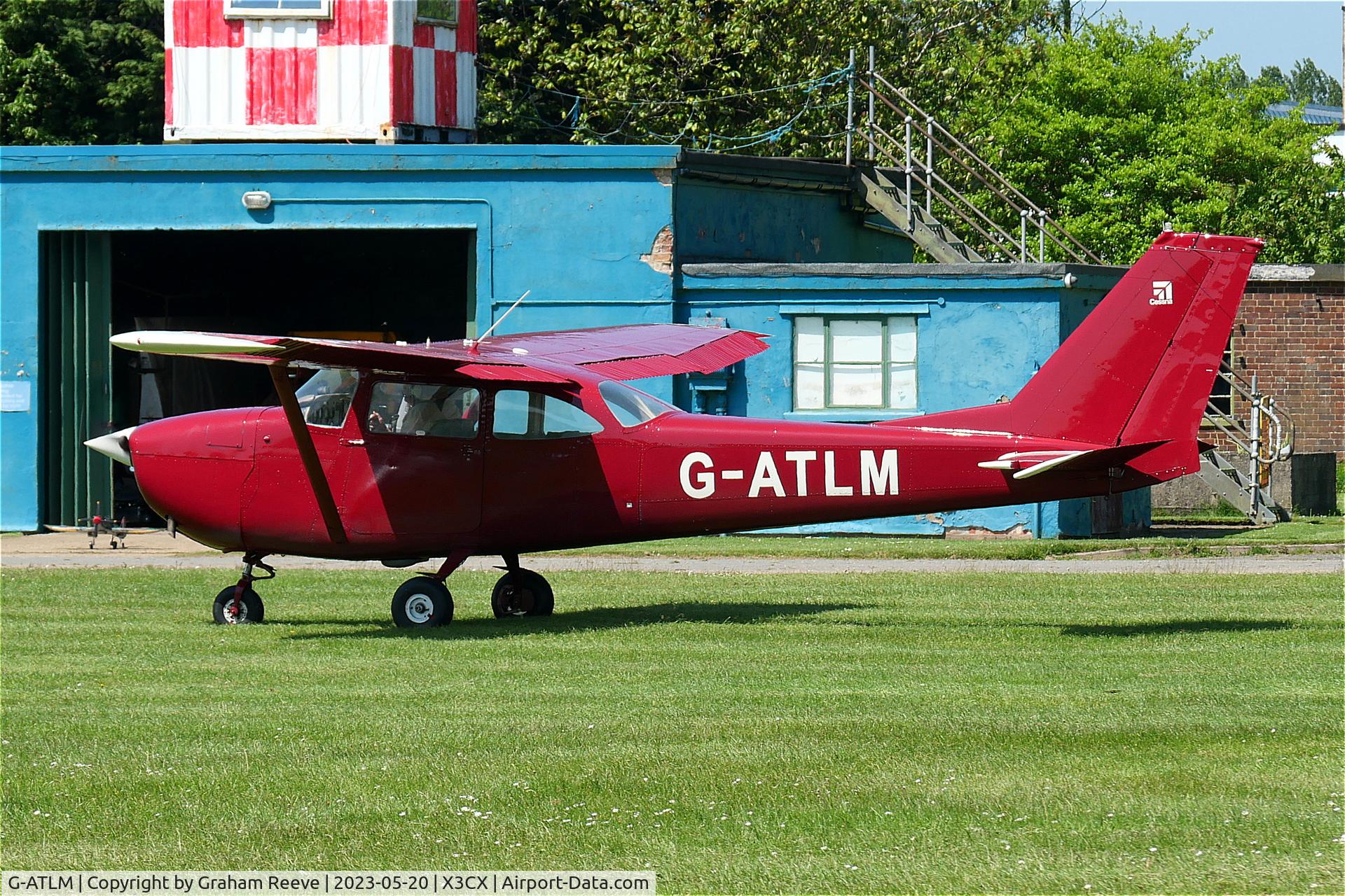 G-ATLM, 1966 Reims Cessna F172G Skyhawk C/N 0252, Departing from North Coates.