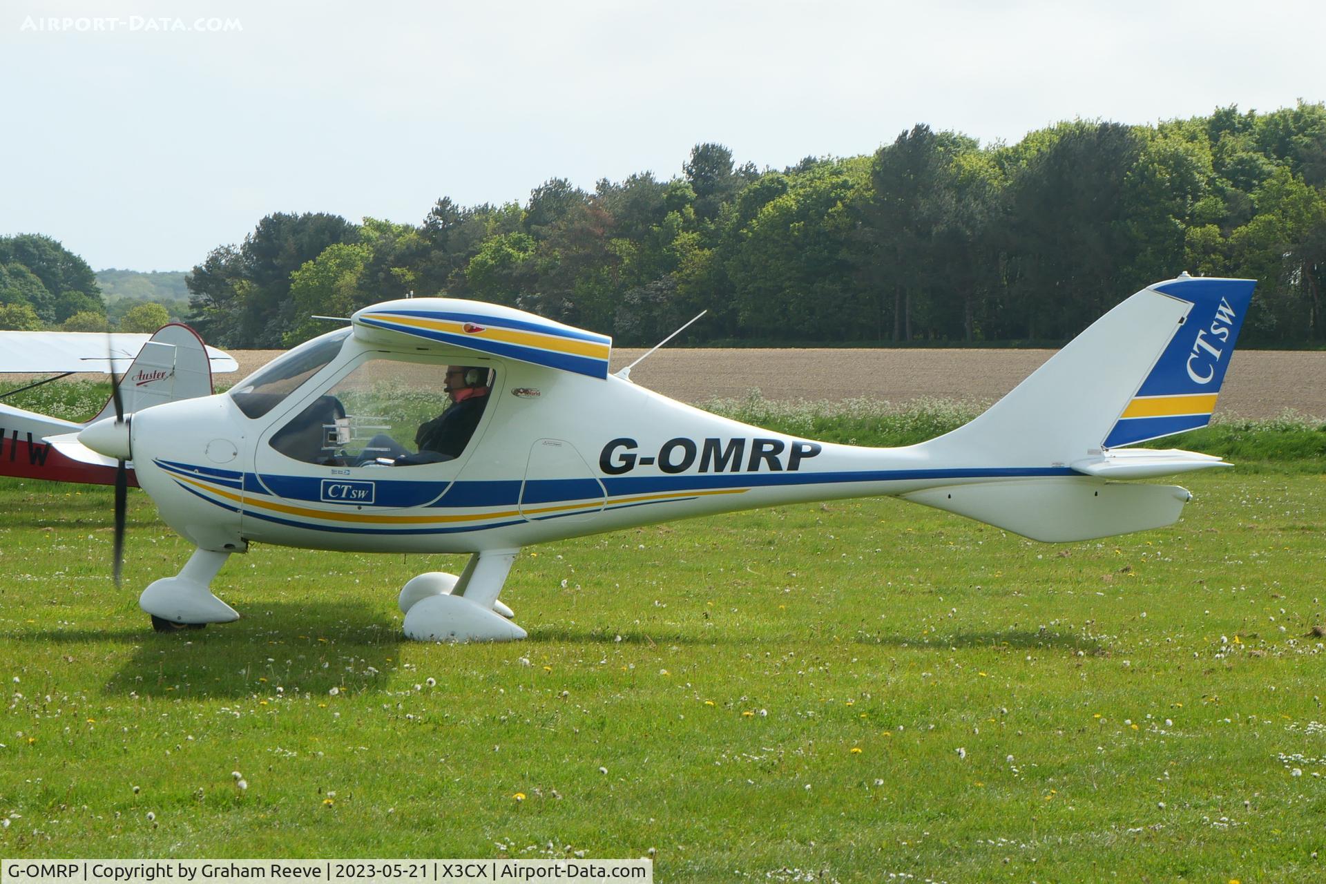 G-OMRP, Flight Design CTSW C/N 8397, Departing from Northrepps.
