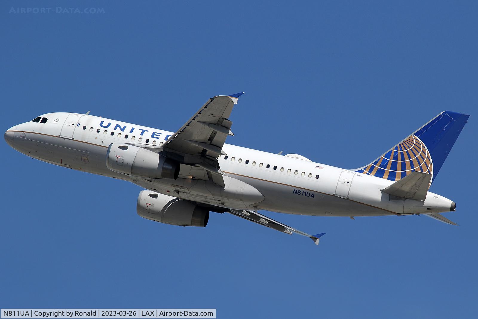 N811UA, 1998 Airbus A319-131 C/N 847, at lax