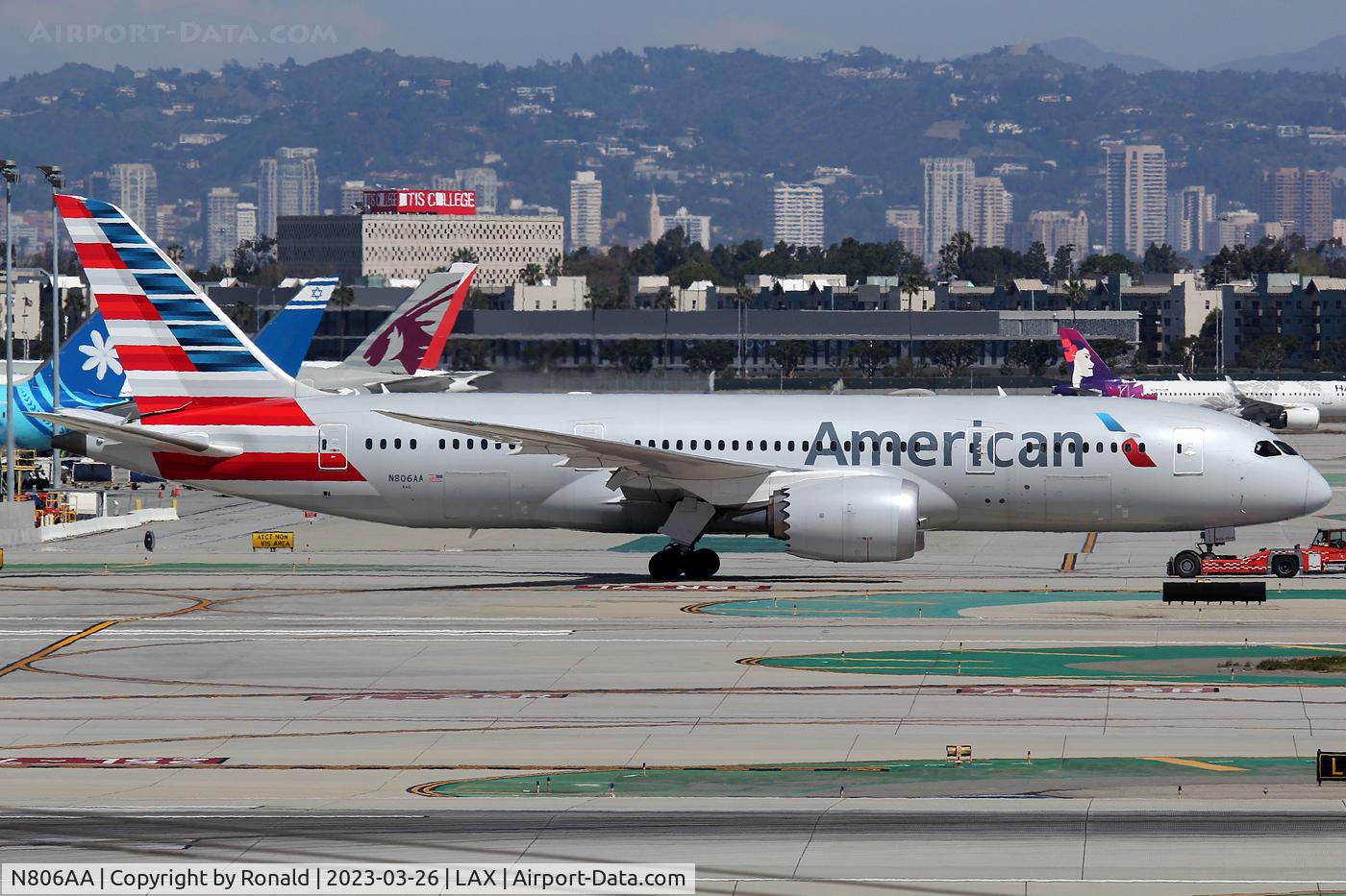 N806AA, 2015 Boeing 787-8 Dreamliner C/N 40624, at lax