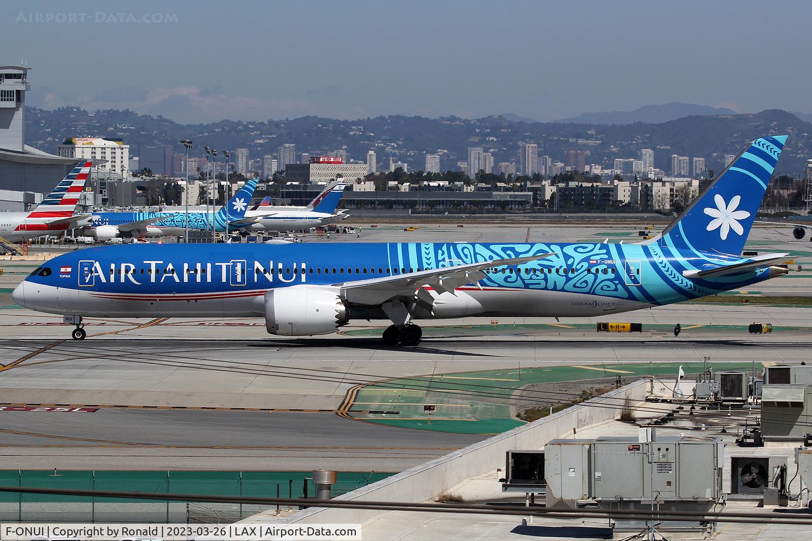 F-ONUI, 2018 Boeing 787-9 Dreamliner C/N 42116, at lax