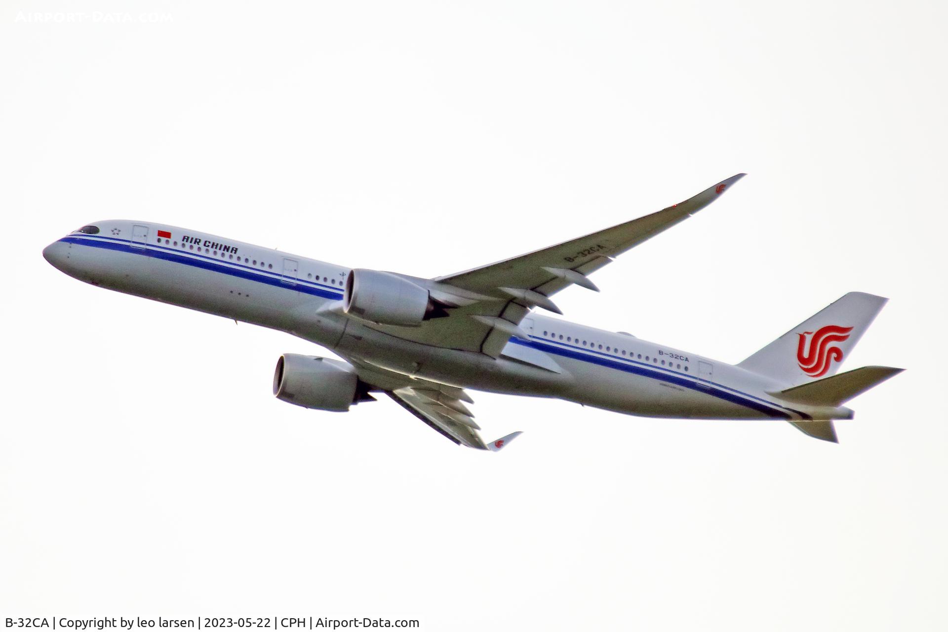 B-32CA, 2022 Airbus A350-941 C/N 572, Copenhagen 22.5.2023