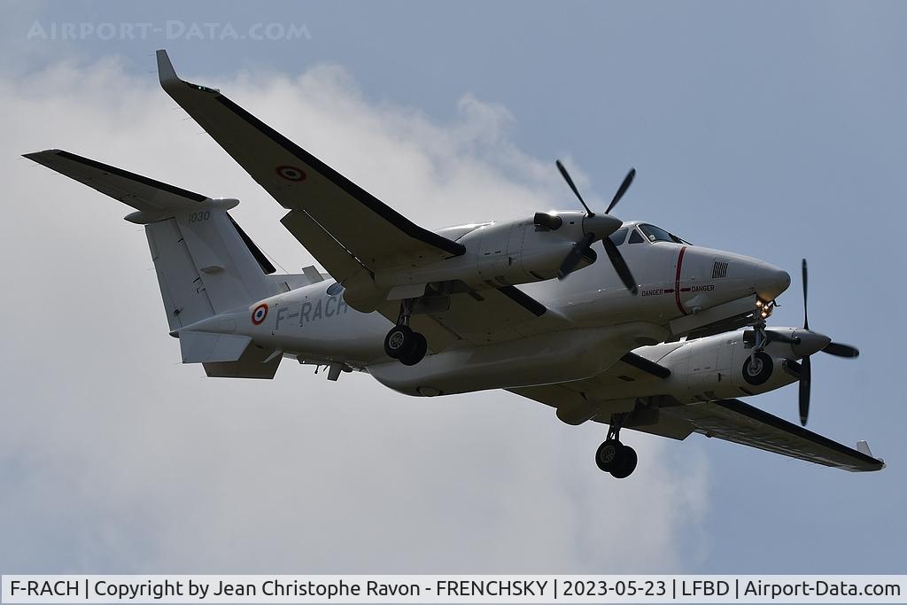 F-RACH, 2016 Beechcraft 350ER/ALSR C/N FL-1030, Escadron EEA01.054 Beech 