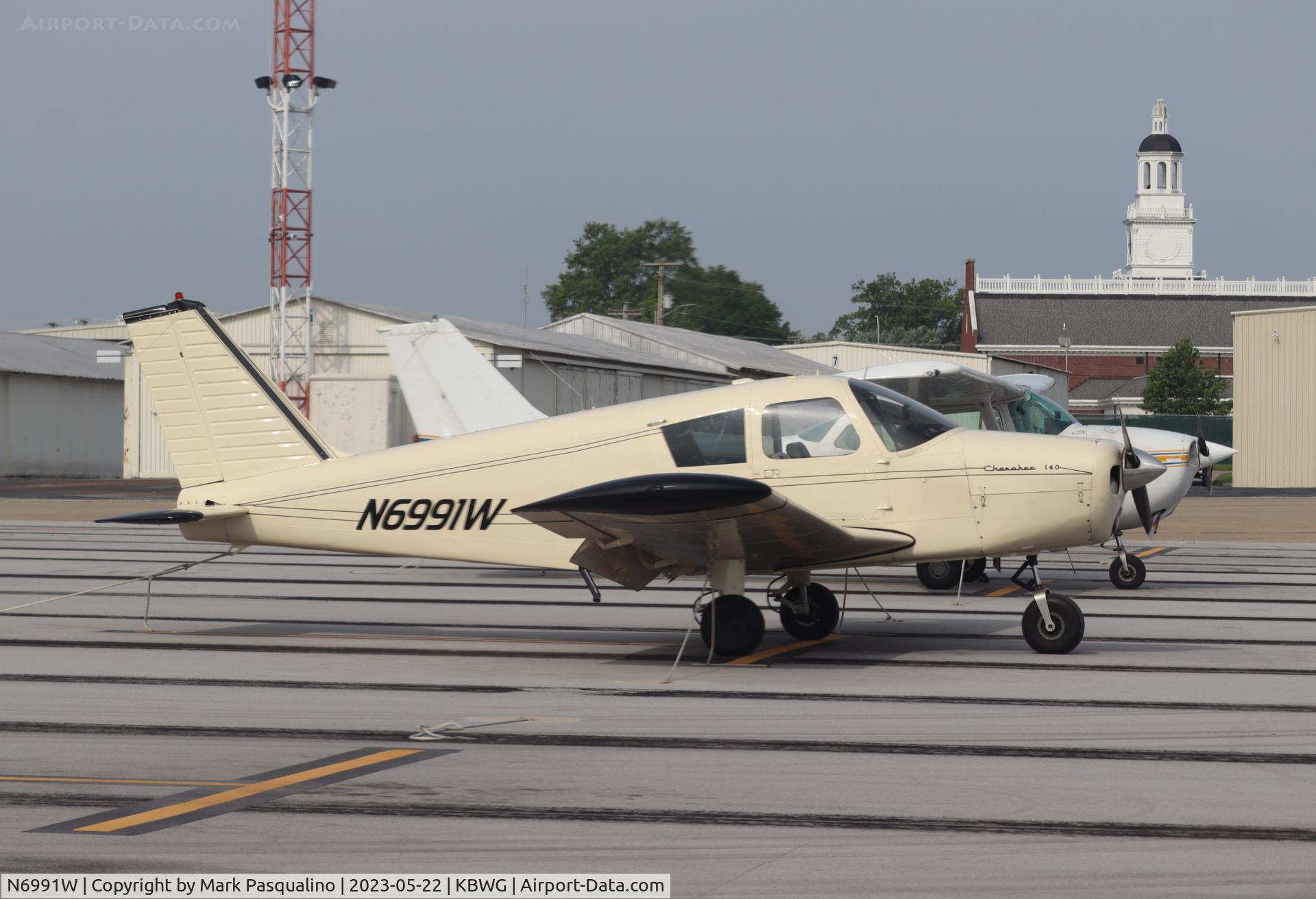 N6991W, 1965 Piper PA-28-140 C/N 28-21190, Piper PA-28-140