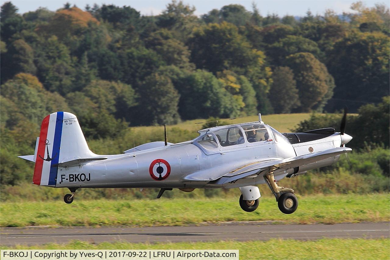 F-BKOJ, Morane-Saulnier MS-733 Alcyon C/N 138, Morane-Saulnier MS-733 Alcyon, Landing rwy 23, Morlaix-Ploujean airport (LFRU-MXN) Air show 2017