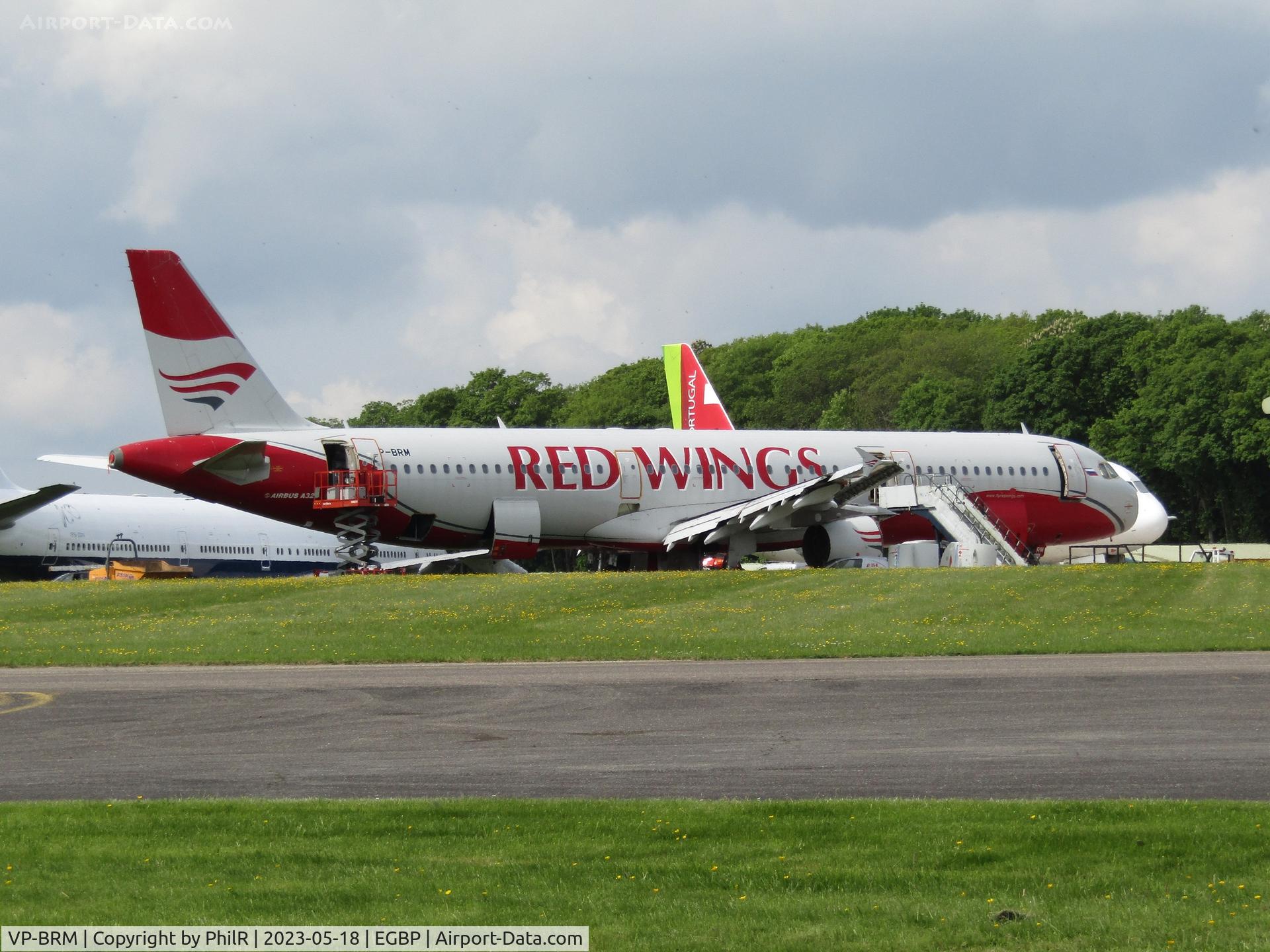 VP-BRM, 1998 Airbus A321-231 C/N 802, VP-BRM 1998 Airbus A321-200 Red Wings Kemble