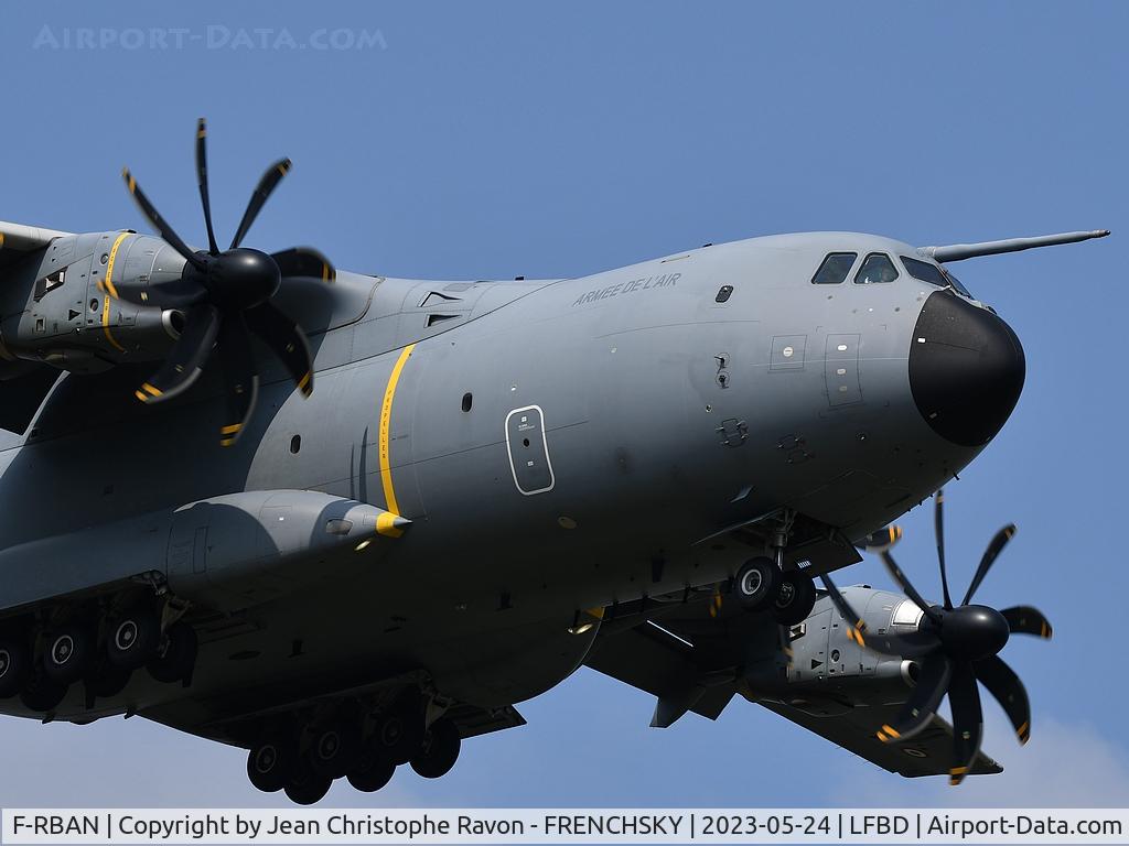 F-RBAN, 2018 Airbus A400M Atlas C/N 073, COTAM 1231 from Nimes landing runway 05