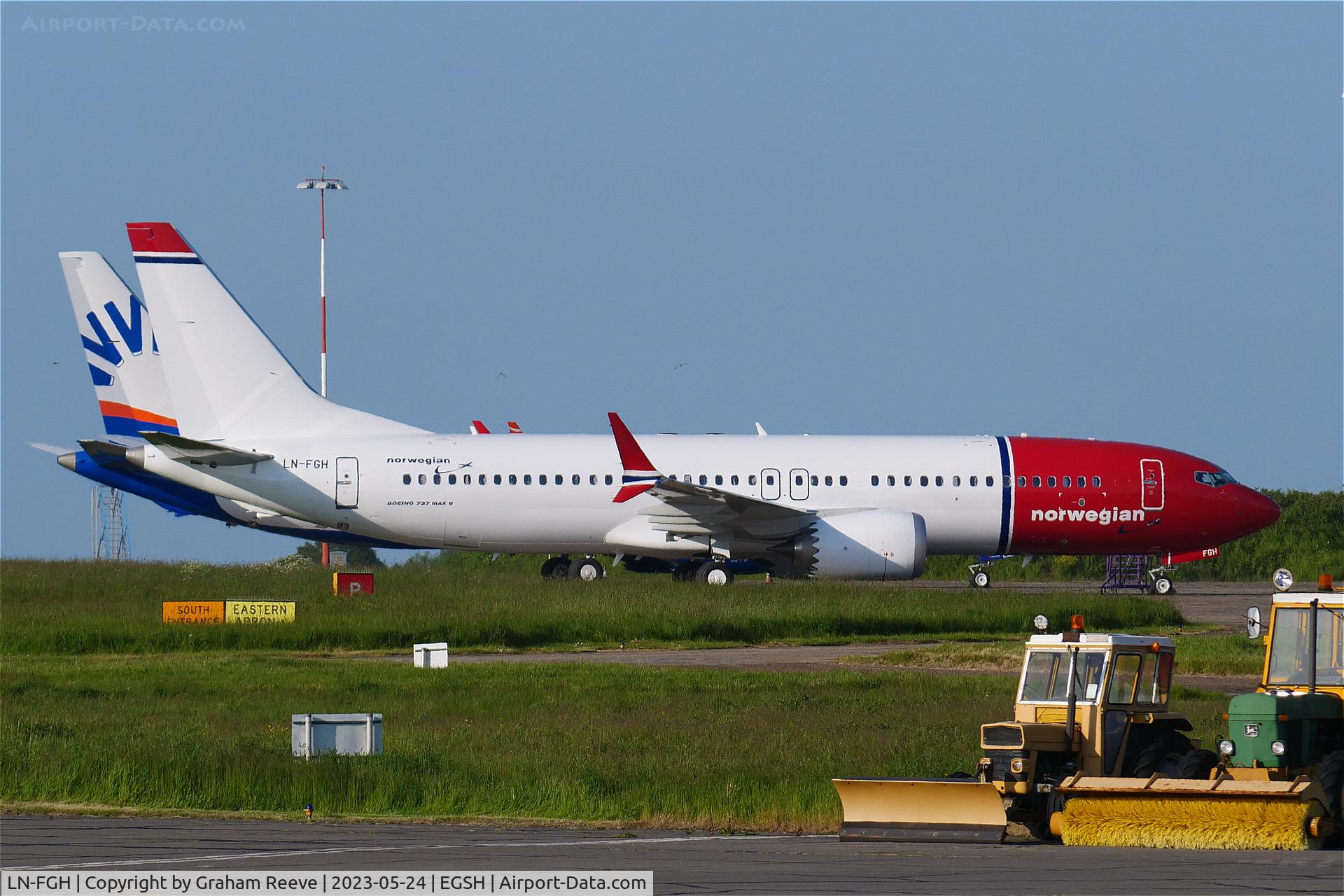 LN-FGH, 2022 Boeing 737-8 MAX C/N 43354, Parked at Norwich.