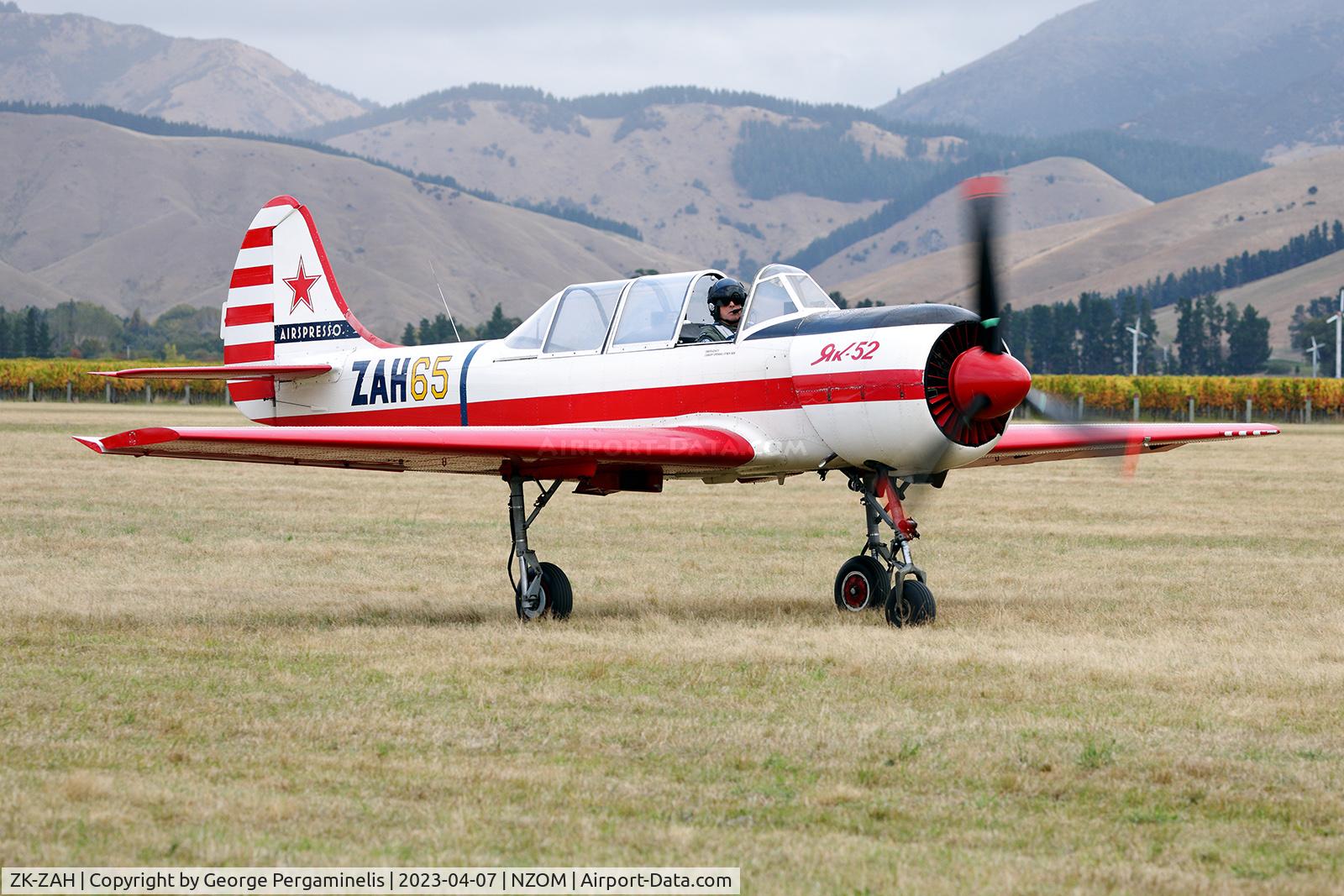 ZK-ZAH, Yakovlev Yak-52 C/N 888708, Classic Fighters Airshow 2023.