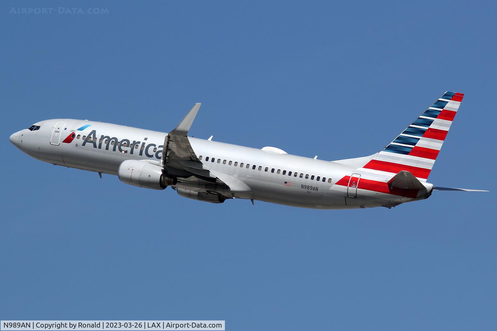 N989AN, 2009 Boeing 737-823 C/N 33205, at lax