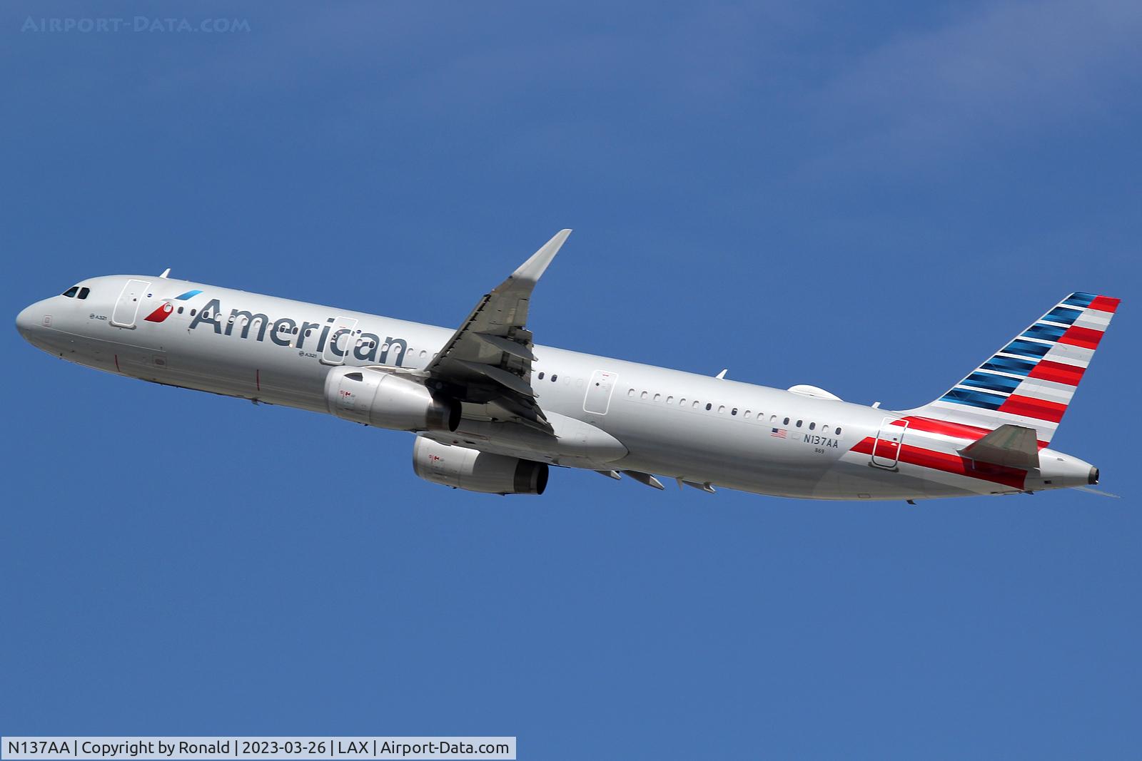 N137AA, 2015 Airbus A321-231 C/N 6647, at lax
