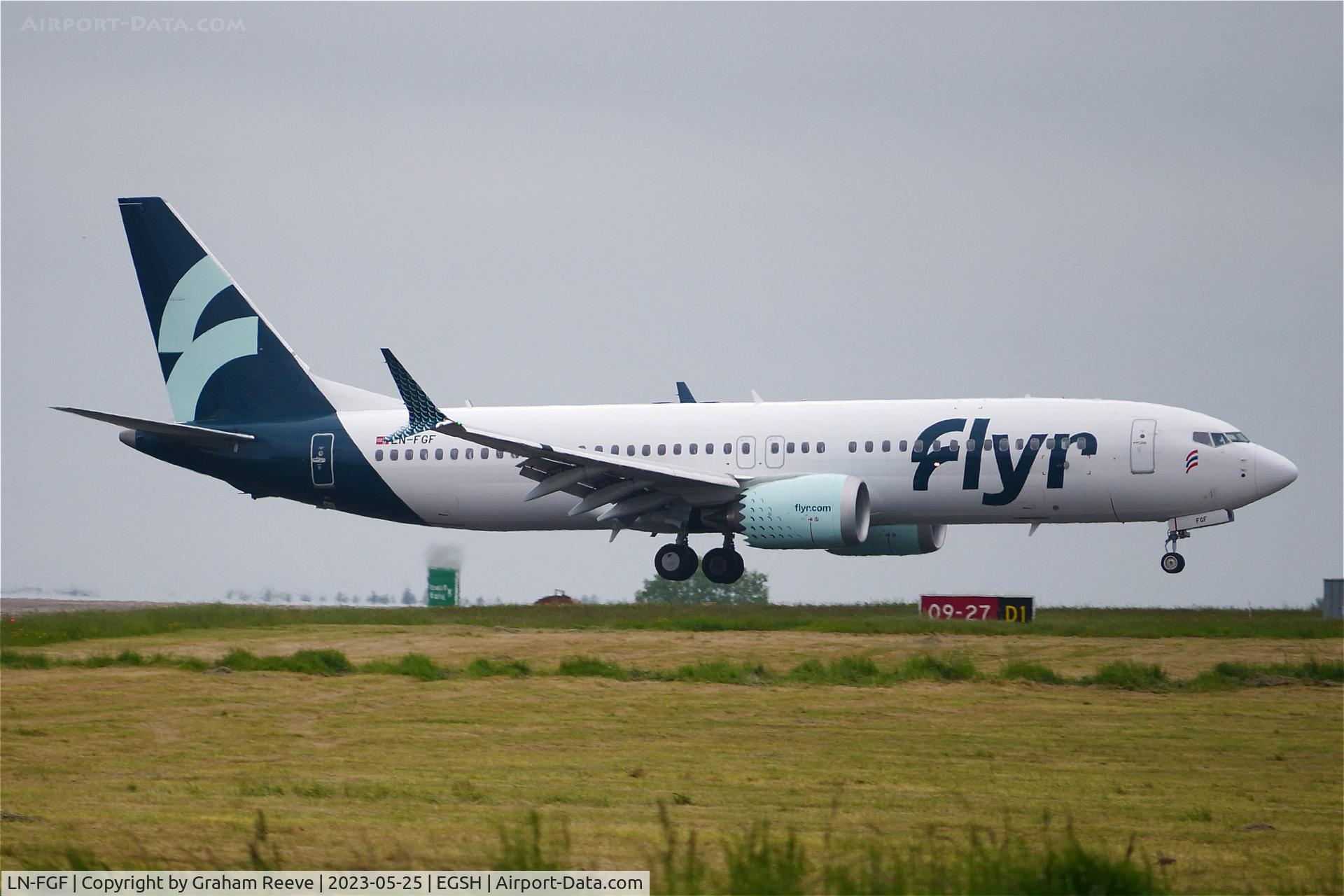 LN-FGF, 2022 Boeing 737-8 MAX C/N 43324, Landing at Norwich.