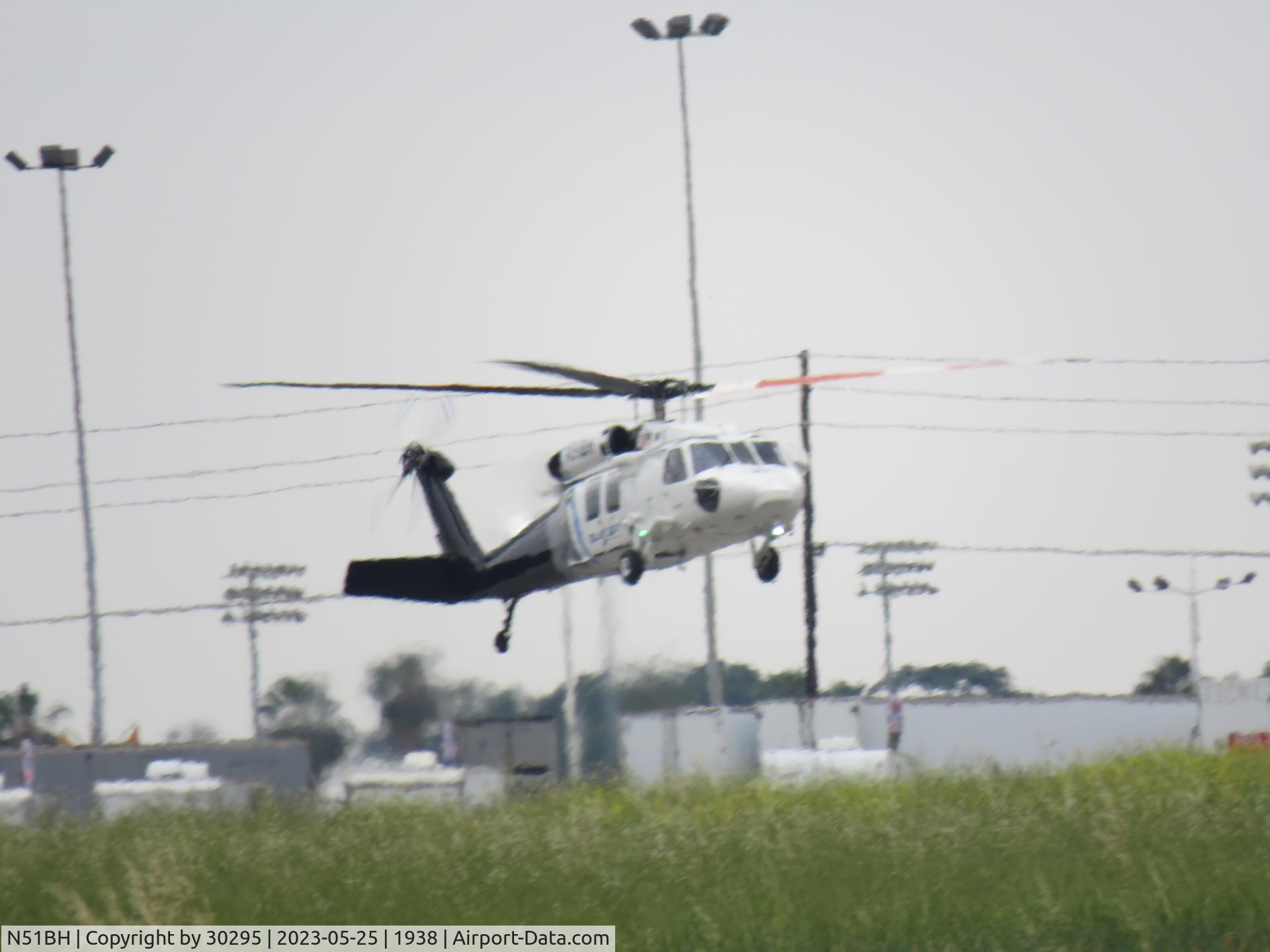 N51BH, 1984 Sikorsky HH-60L Fire Hawk (Black Hawk) C/N 70766, Steady hover